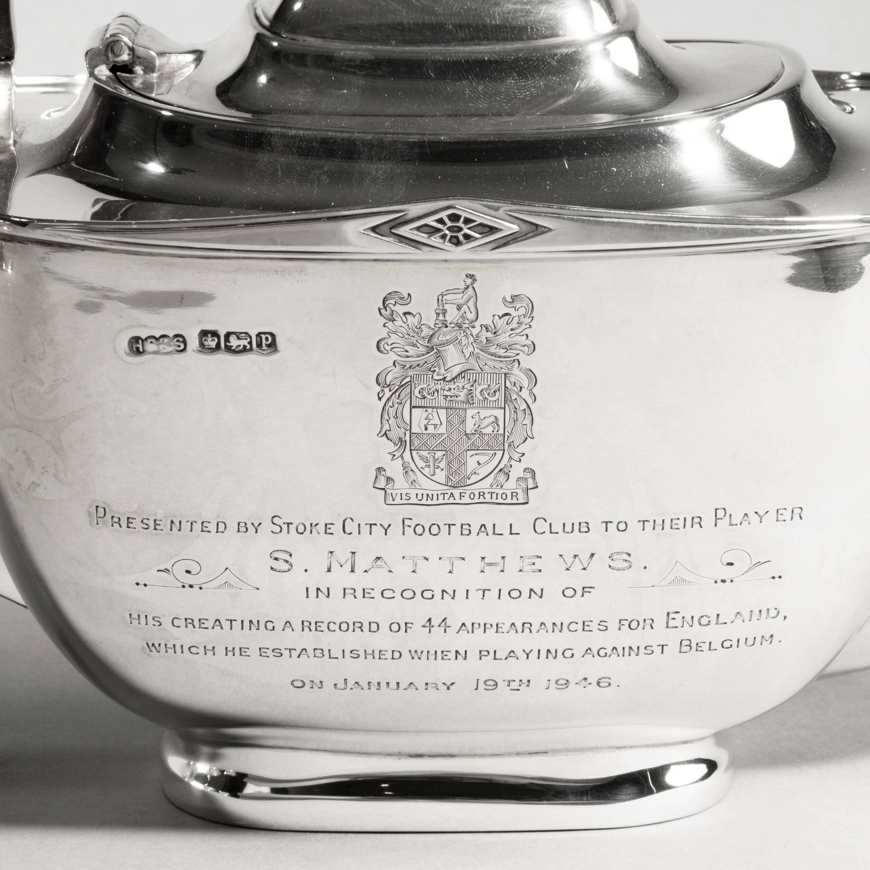 Four-Piece Silver Tea Set of Football Importance, 1946, England In Good Condition In Lymington, Hampshire