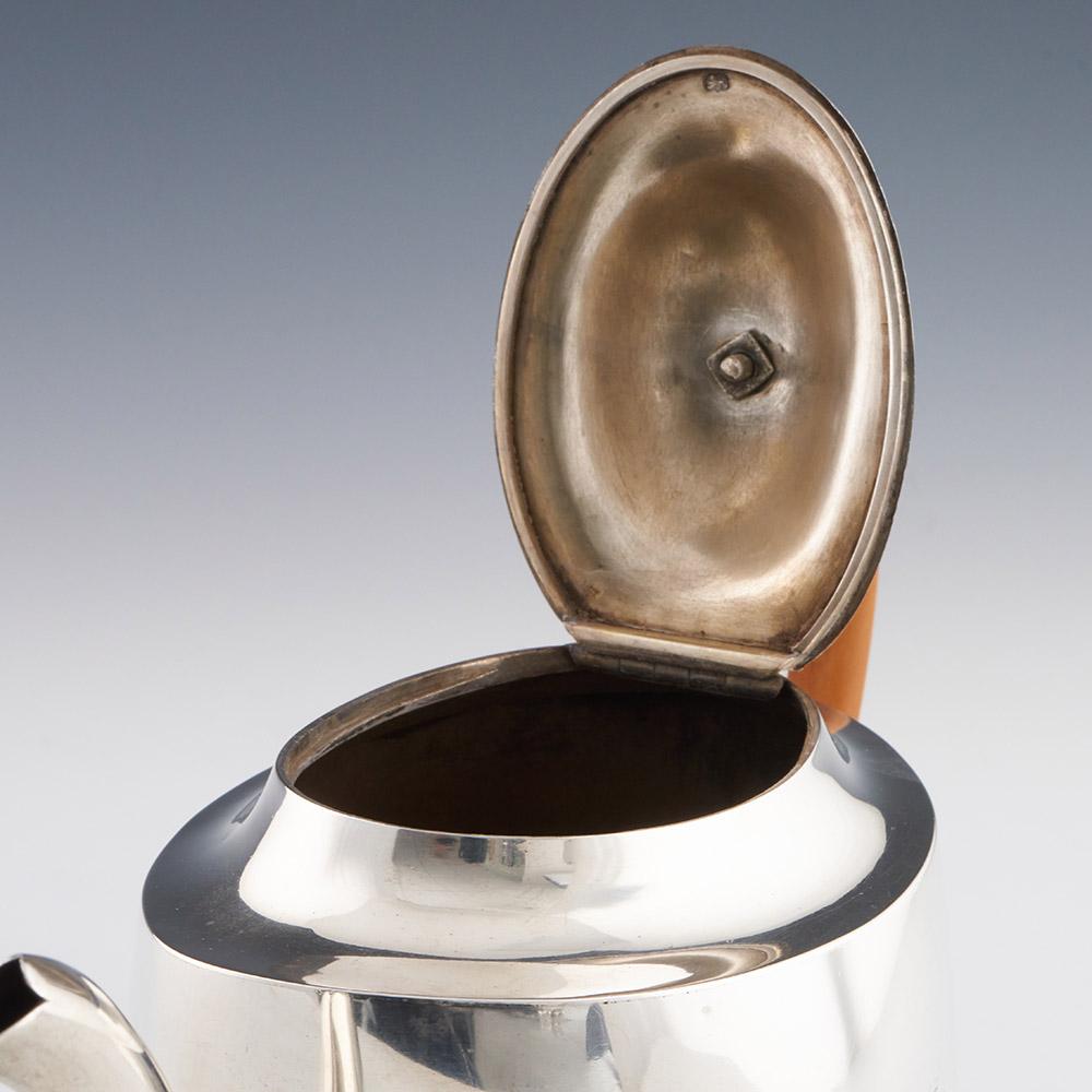 Juego de té de cuatro piezas de plata de ley Londres 1803 en venta 3