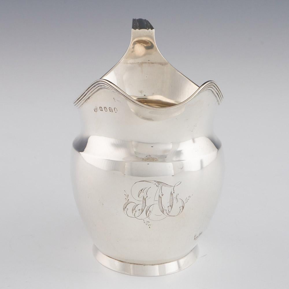 Juego de té de cuatro piezas de plata de ley Londres 1803 en venta 9