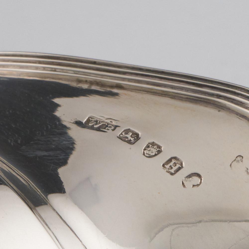 Juego de té de cuatro piezas de plata de ley Londres 1803 en venta 12