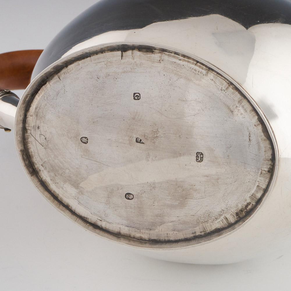 Juego de té de cuatro piezas de plata de ley Londres 1803 en venta 2
