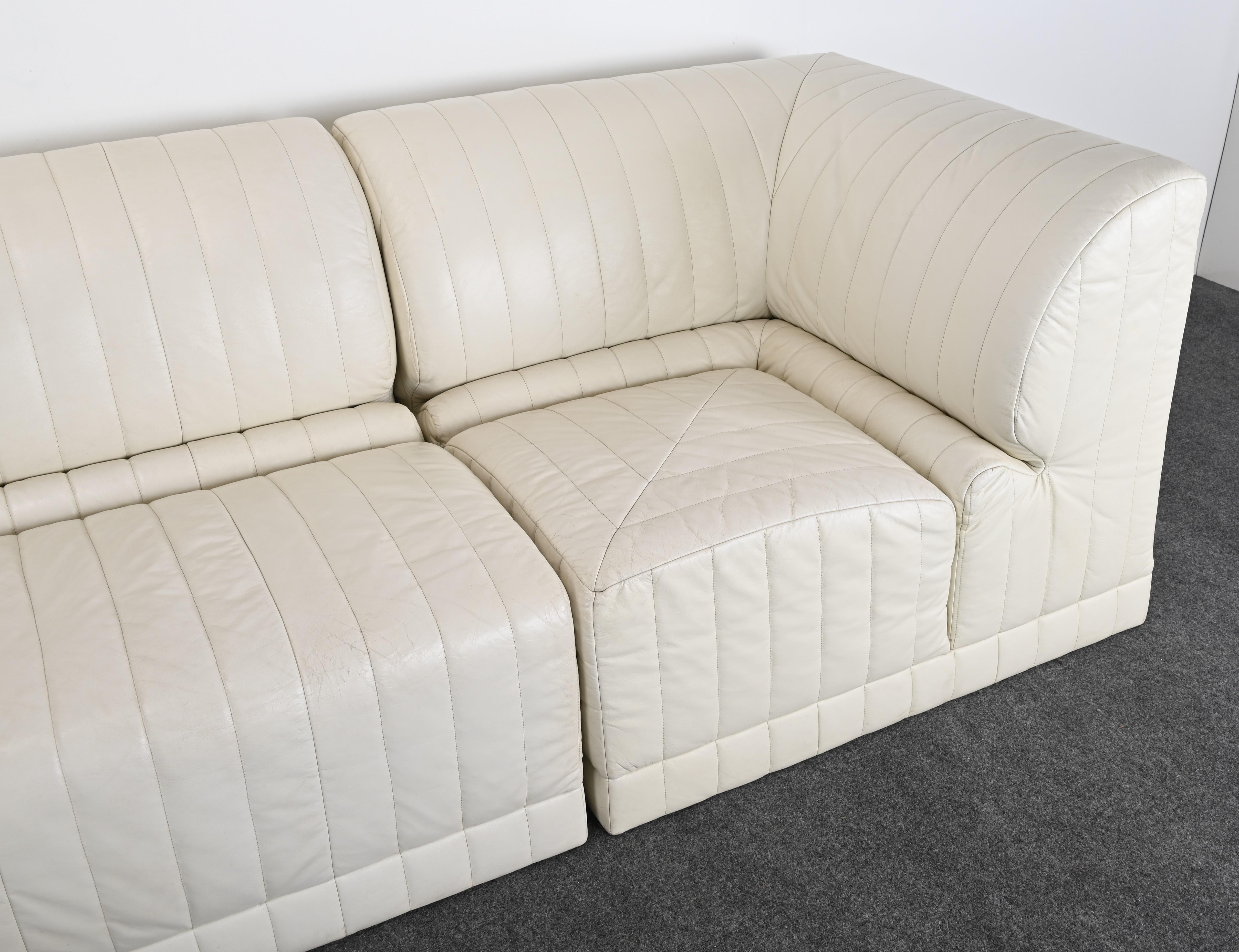 Four Piece White Leather Sectional Sofa by Roche Bobois, 1985 4