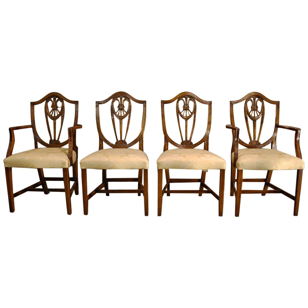 Four-Pieces Set Sheraton Style Bevan Funnel Reprodux Mahogany Dining Chairs