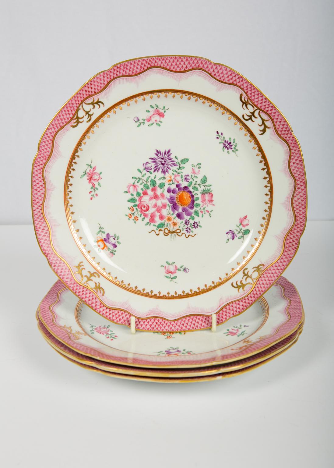 Four Pink Antique Worcester Dishes in the Famille Rose Style 3