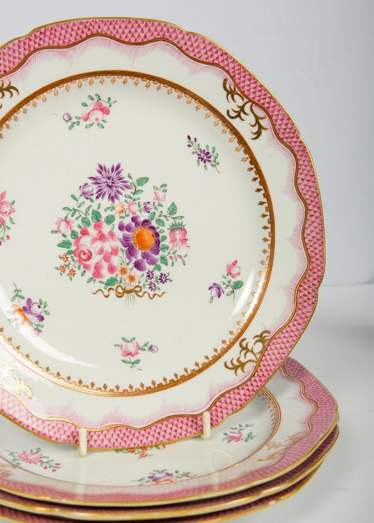 Four Pink Antique Worcester Dishes in the Famille Rose Style at 1stDibs