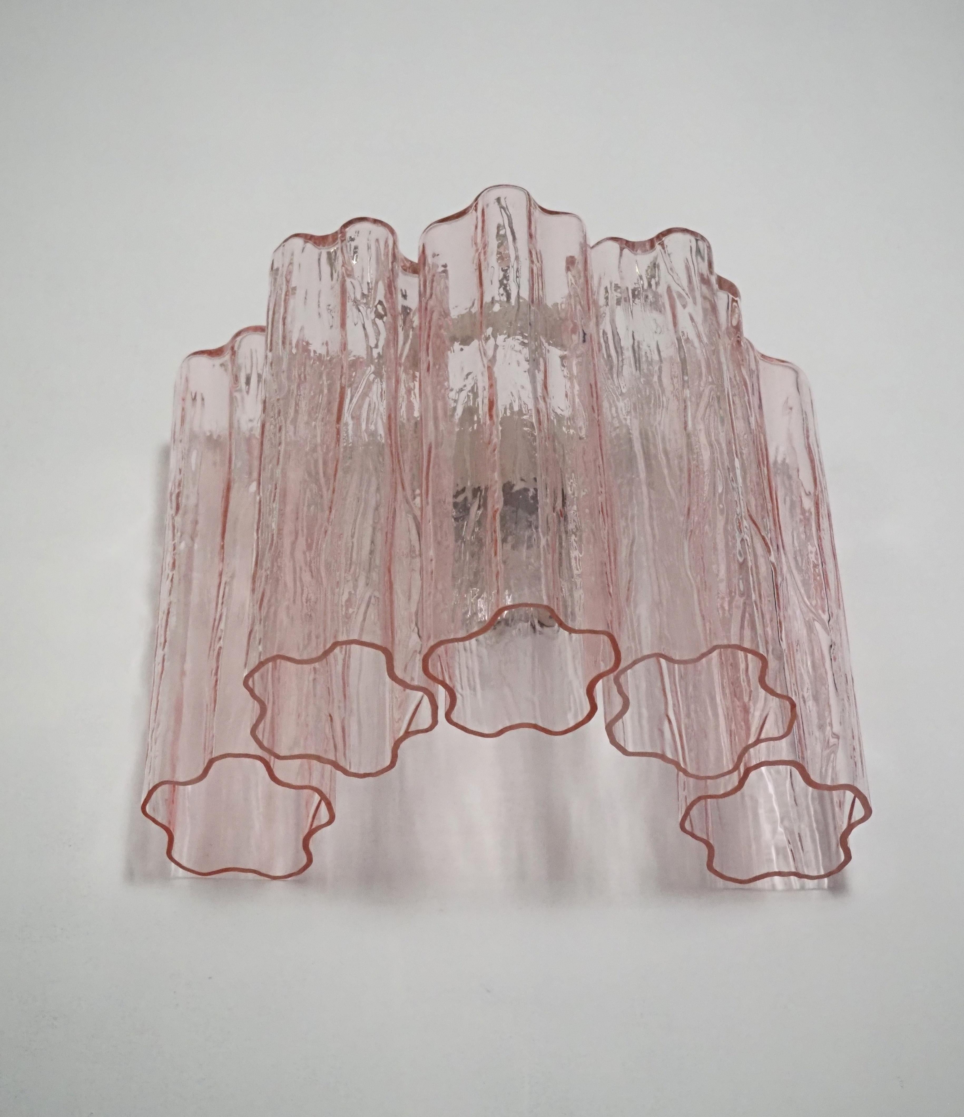 Mediados de Siglo Cuatro Apliques Tronchi Rosa Murano en venta 7