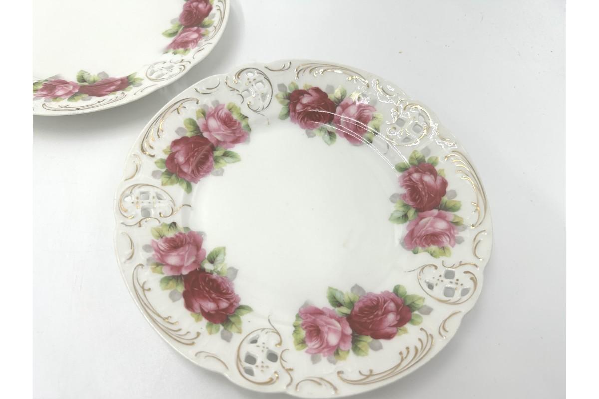 Four Plates Moliere Rosenthal Chrysantheme Cacilie, 1898-1904. 1