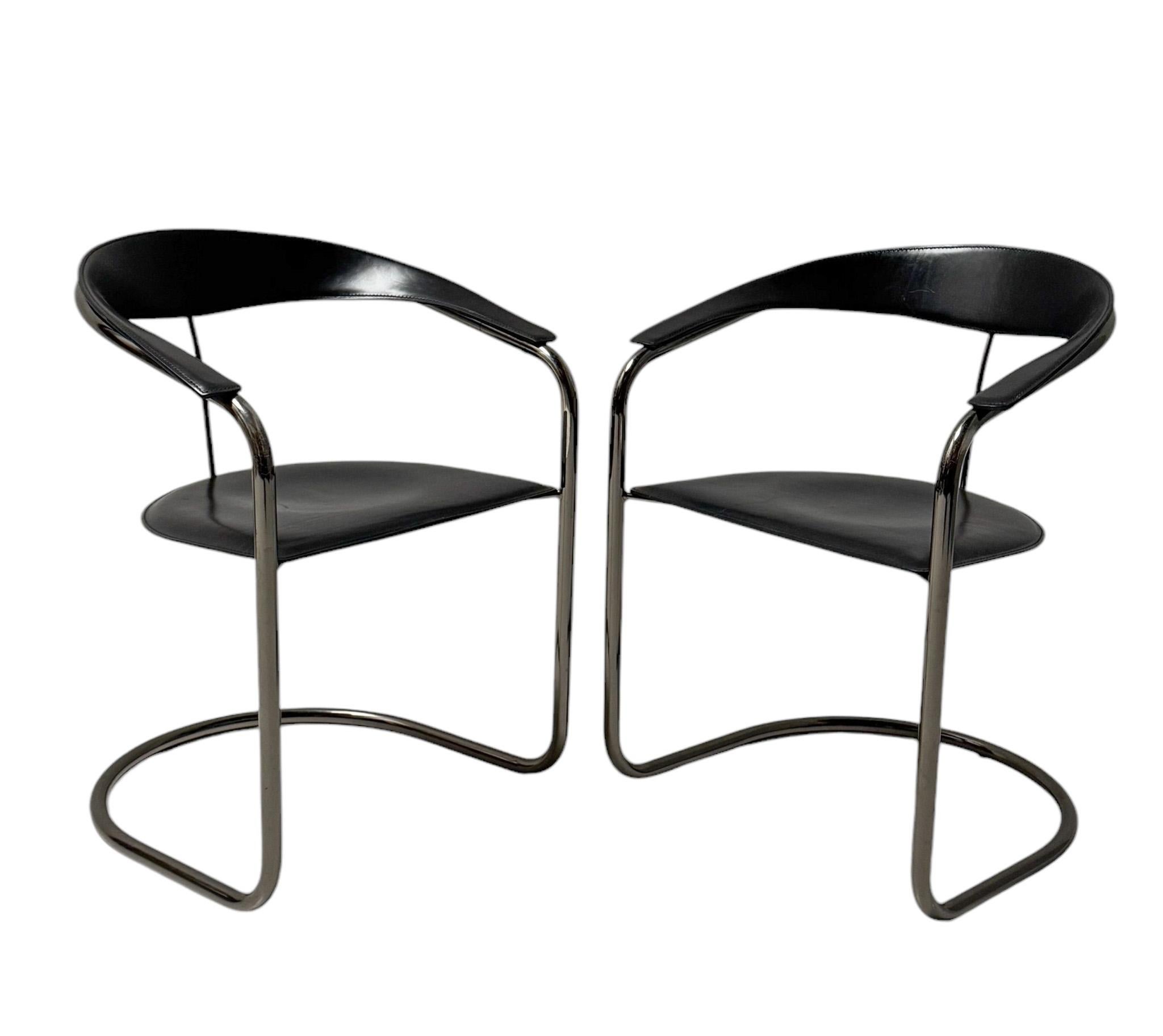 italien Quatre fauteuils post-modernes par Arrben Italie, années 1980 en vente