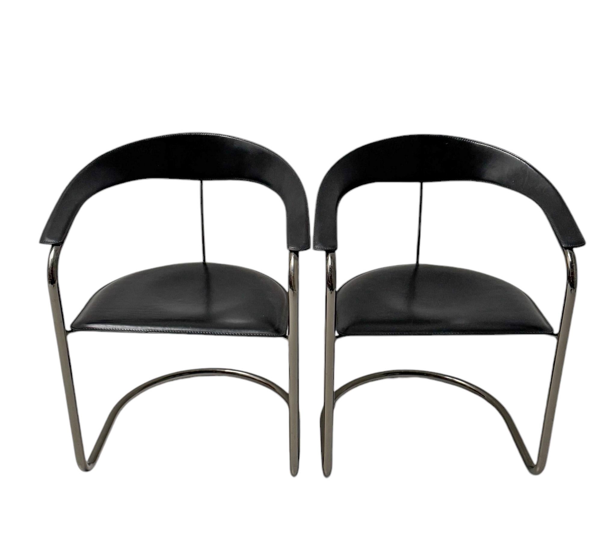 Quatre fauteuils post-modernes par Arrben Italie, années 1980 Bon état - En vente à Amsterdam, NL