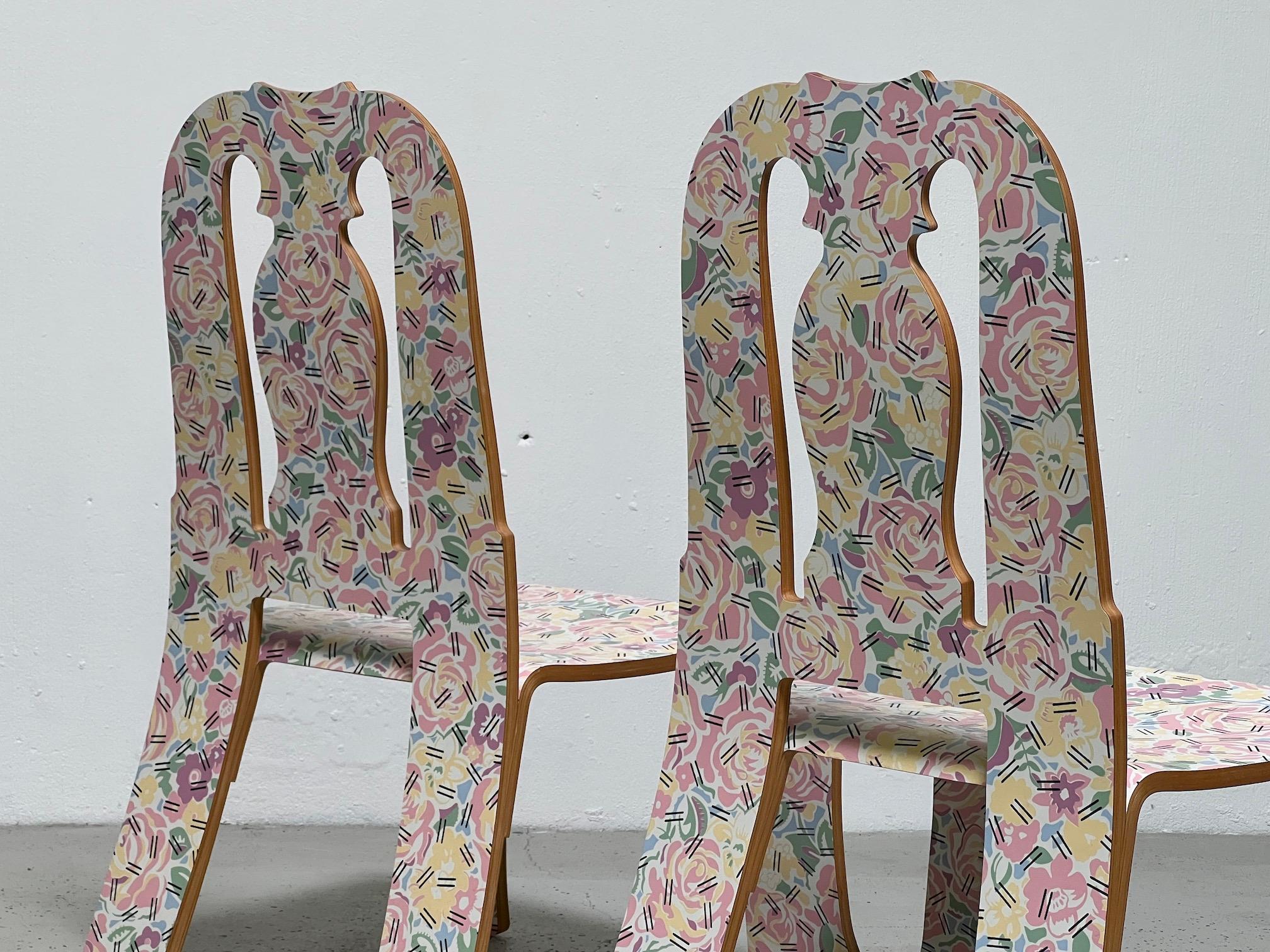 Four Queen Anne Chairs by Robert Venturi for Knoll 6