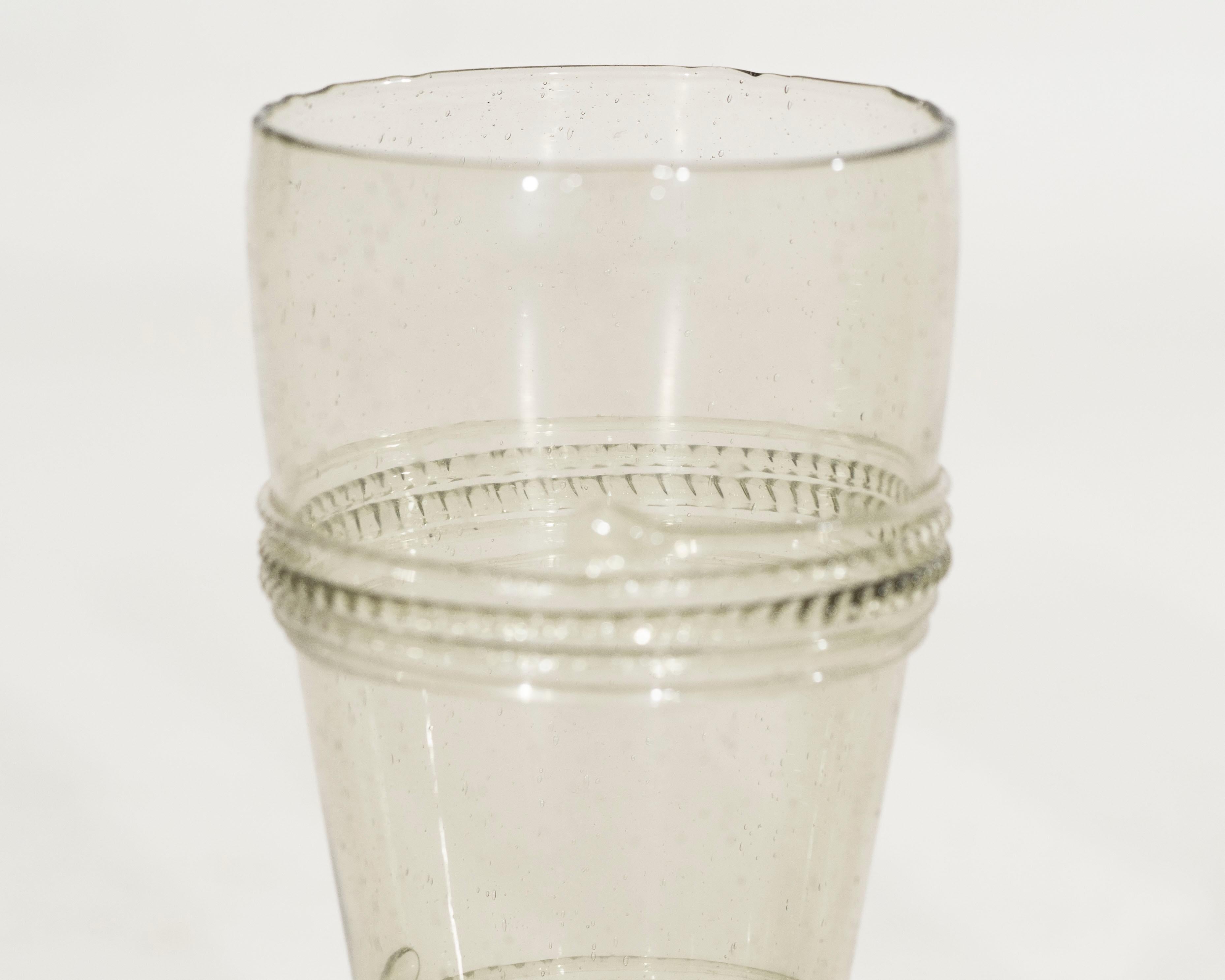 Four rare glasses with decorations, mid 20th C. In Good Condition For Sale In Aalsgaarde, DK