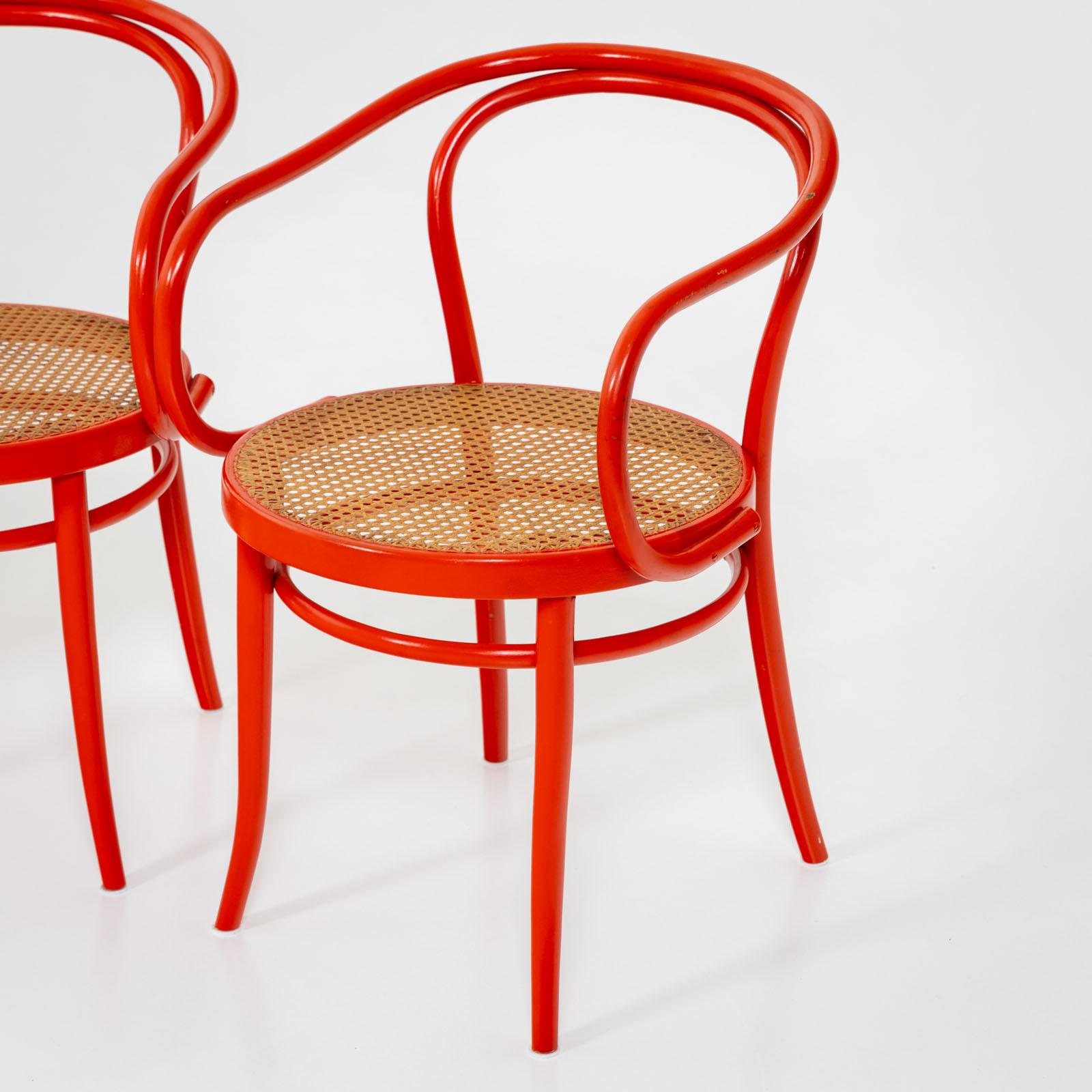 Four red Bentwood Armchairs from Drevounia, Czech Republic, Mid-20th Century For Sale 1