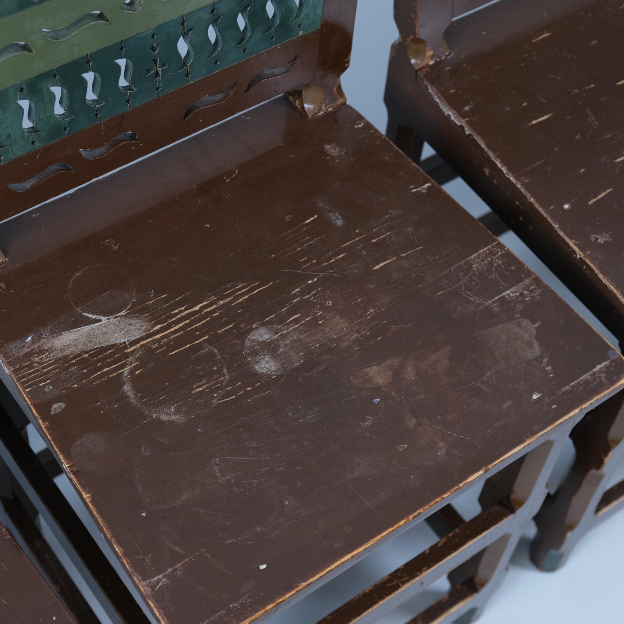 Four Renaissance Style Pine Chairs, Painted in Browns & Greens, Finland 1950s In Good Condition For Sale In Helsinki, FI