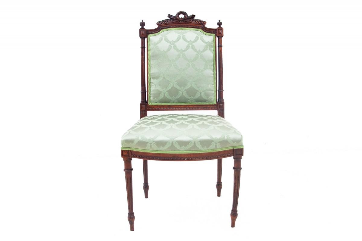 Début du 20ème siècle Quatre chaises de style rococo, France. en vente