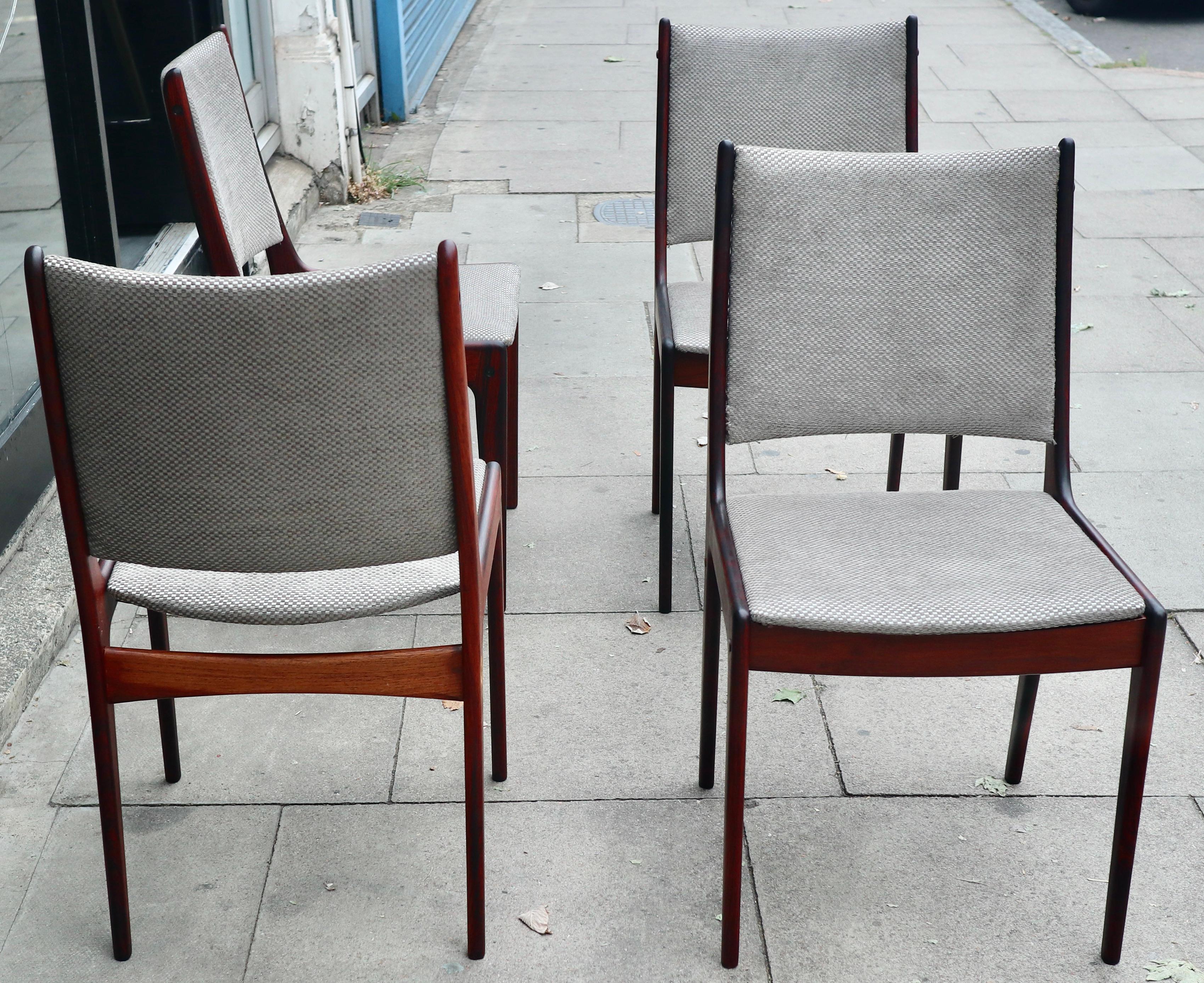 Four rosewood dining Chairs by Johannes Andersen for Uldum Møbelfabrik 1960s For Sale 12