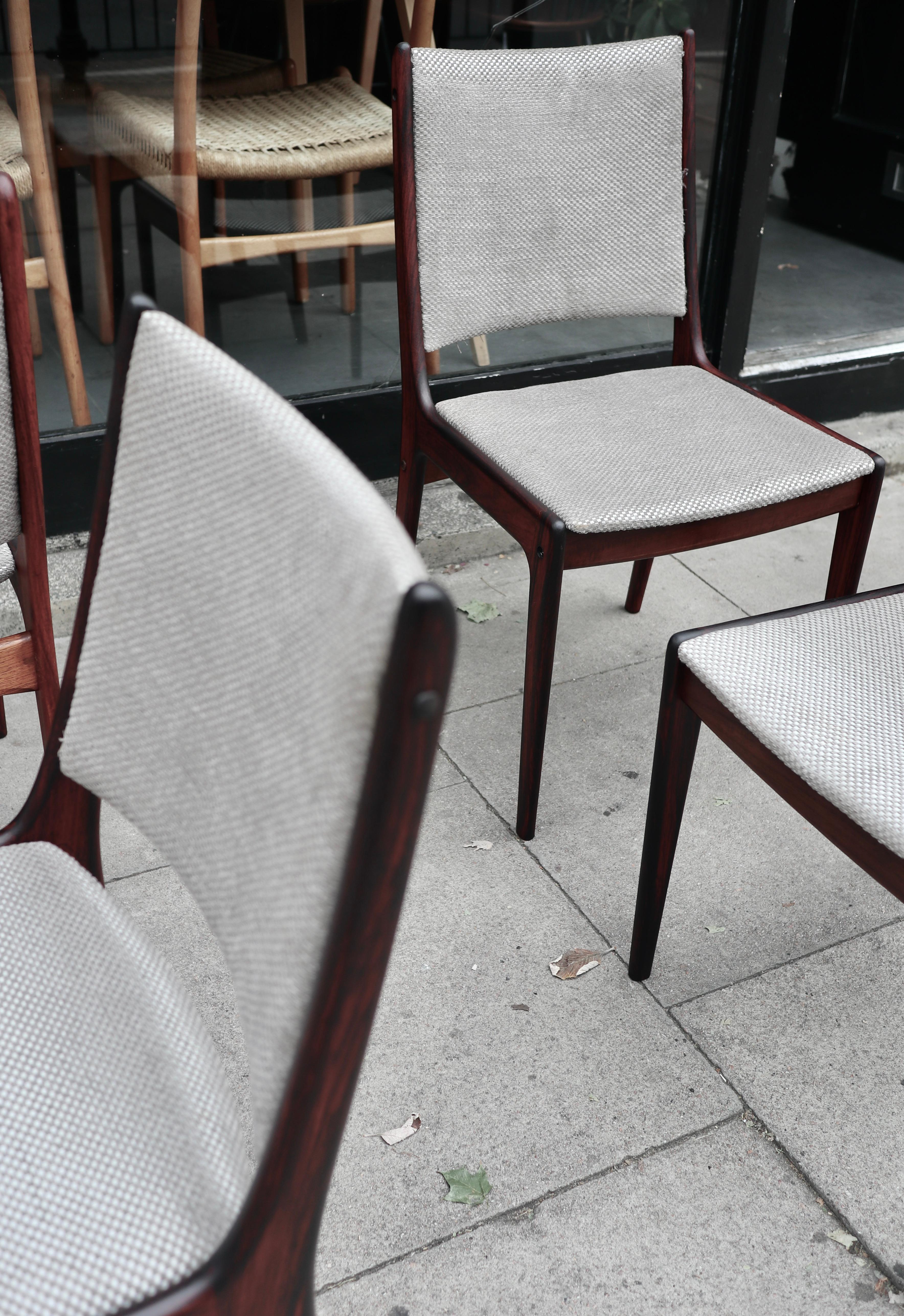 Danish Four rosewood dining Chairs by Johannes Andersen for Uldum Møbelfabrik 1960s For Sale