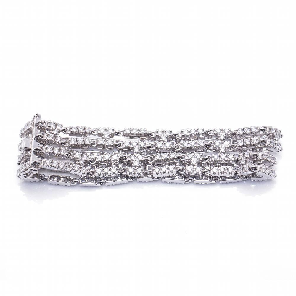Four-row Riviere bracelet In Excellent Condition For Sale In BARCELONA, ES
