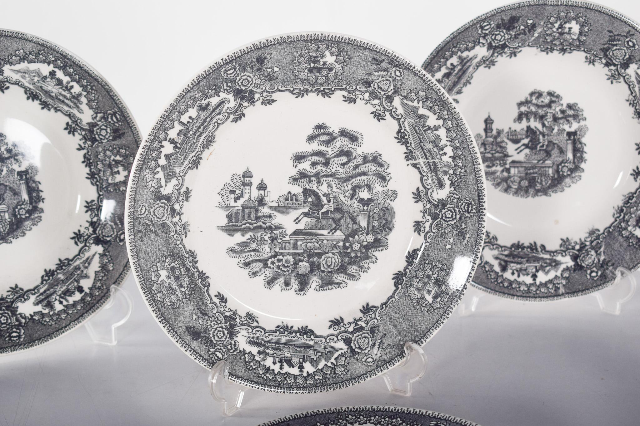 Mid-Century Modern Four Sacavém Faience Plates ‘Statue, Little Horse’ For Sale