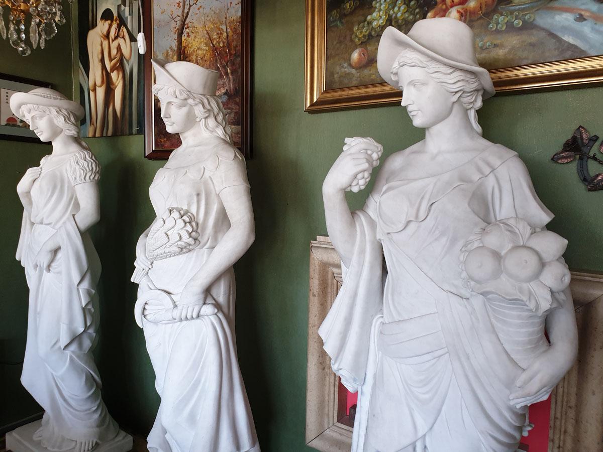Contemporary Four Seasons, White Marble Statues Suite 2.5 Meter High Set of Four For Sale