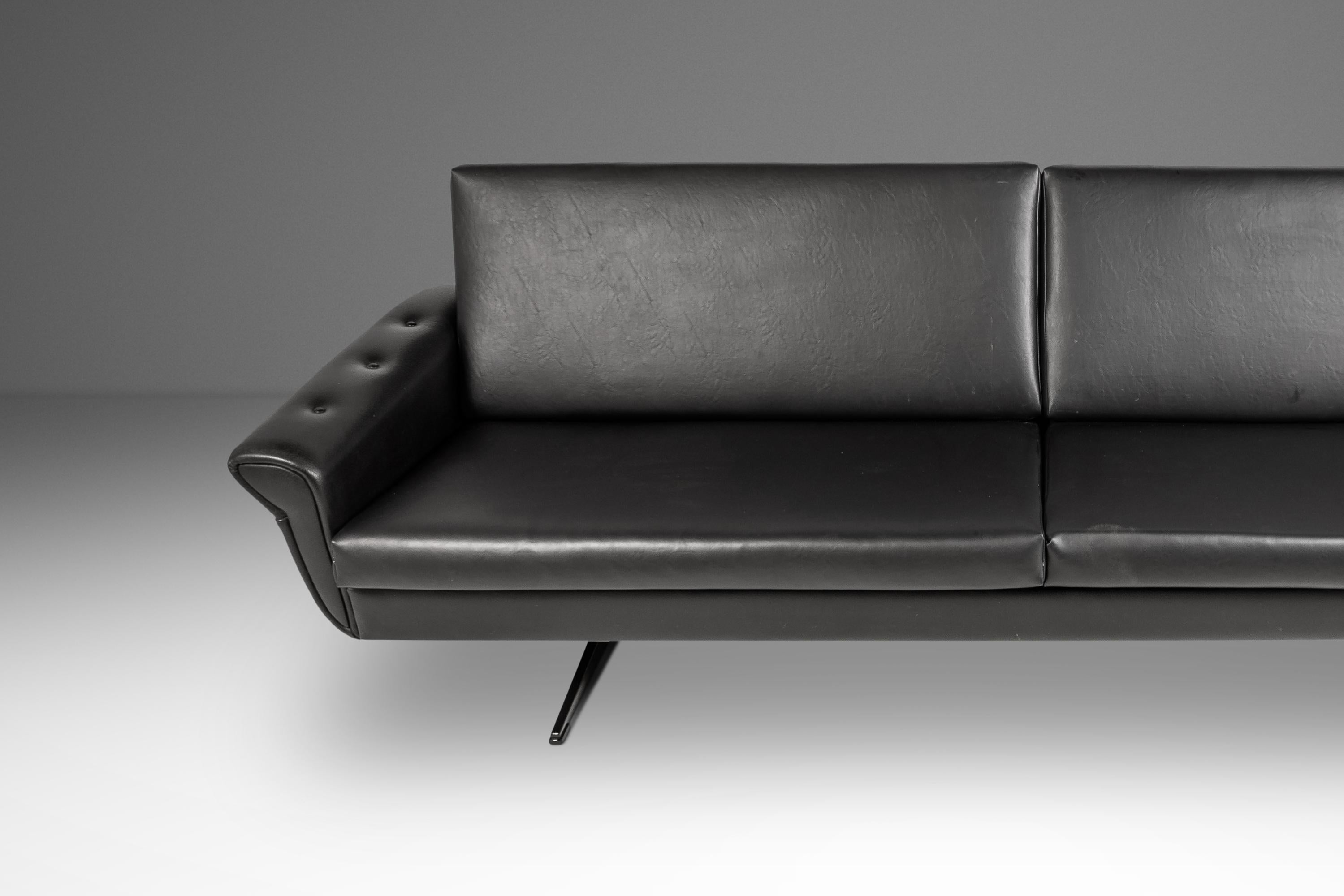 Four-Seat Sofa in Vinyl Attributed to H.W. Klein for Bramin, Denmark, c. 1960s For Sale 3