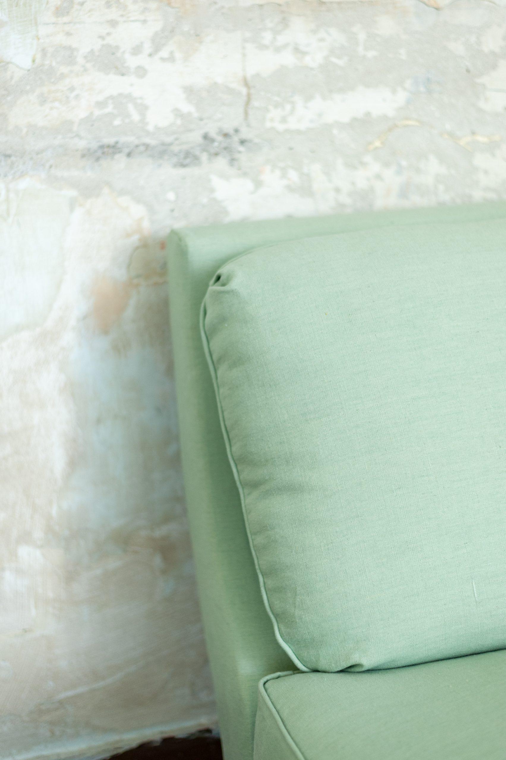 Four-Seater Corner Sofa In Excellent Condition For Sale In Roma, RM