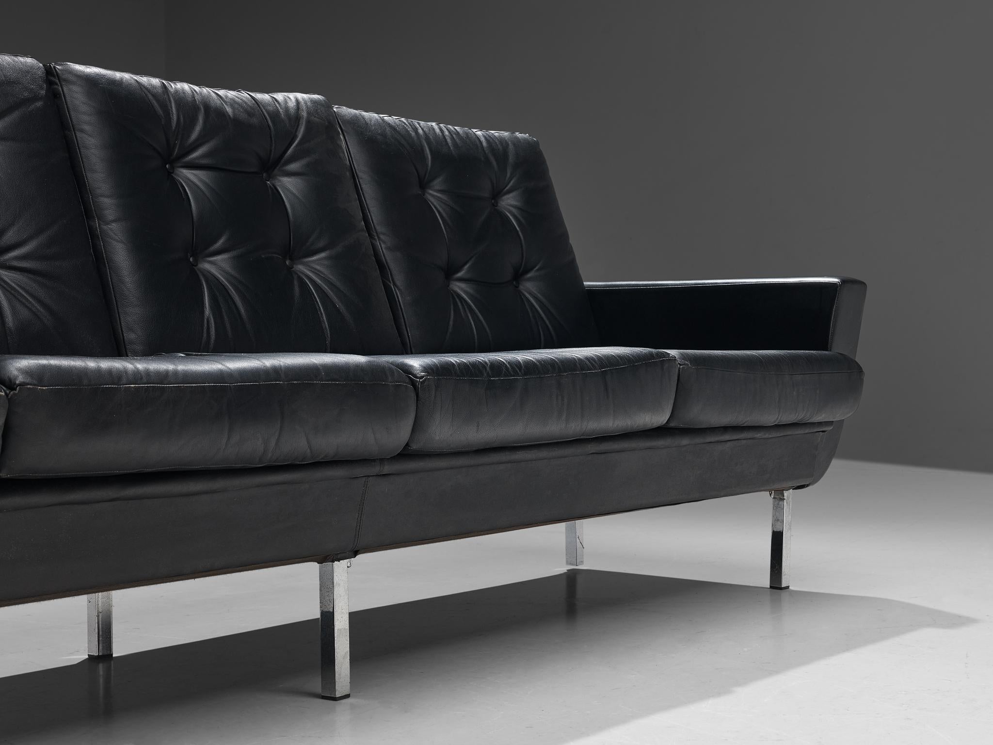 Four-Seater Sofa in Black Leatherette and Steel In Good Condition For Sale In Waalwijk, NL
