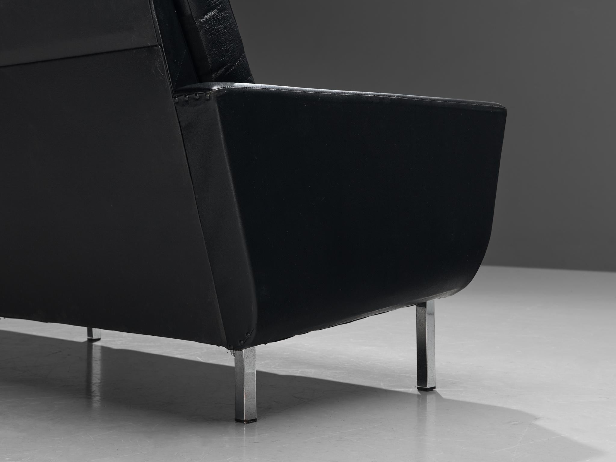 Viersitzer-Sofa aus schwarzem Leder und Stahl im Angebot 2