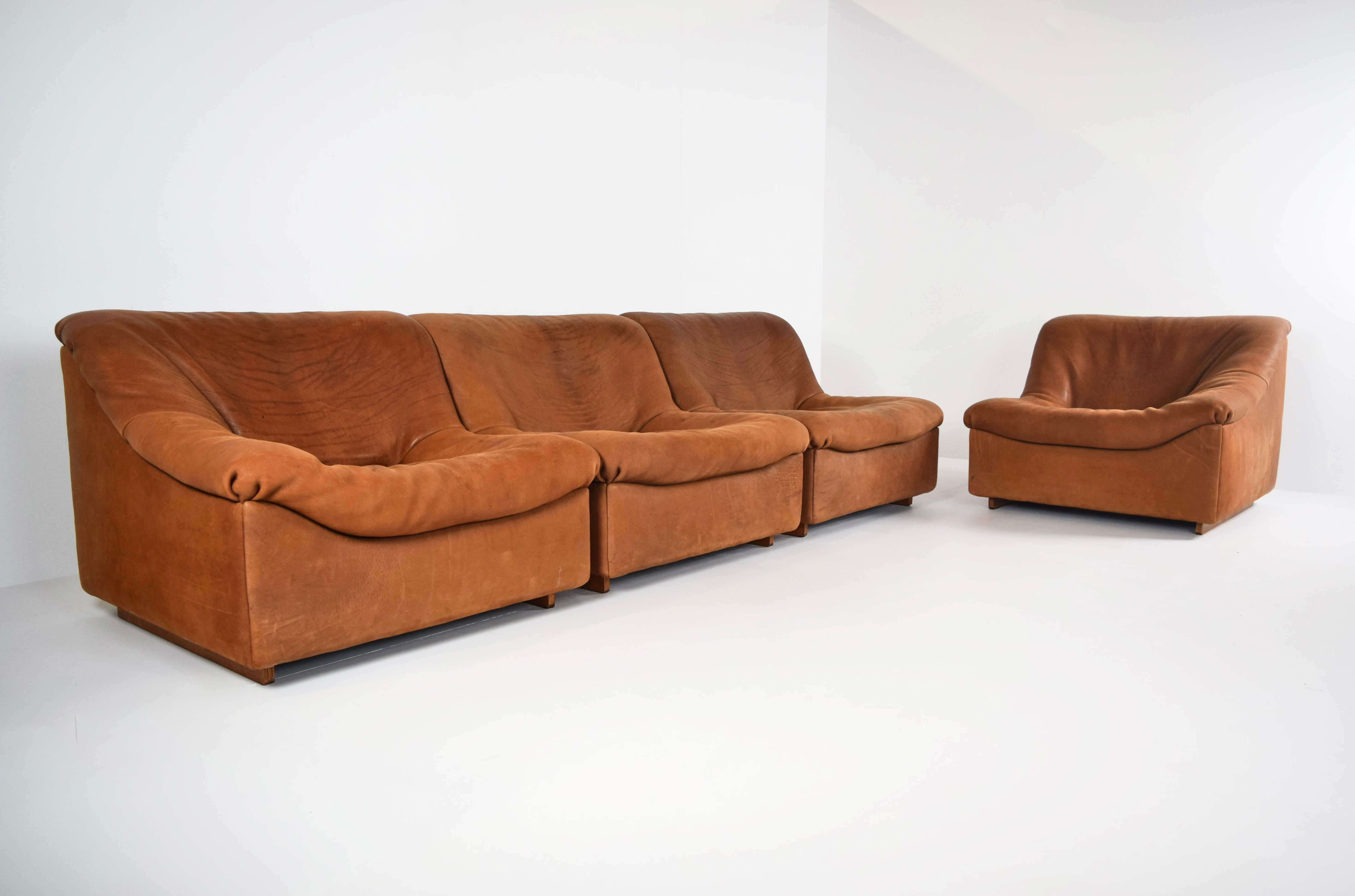 Mid-Century Modern Four Seats Modular Sofa by De Sede DS46 in Cognac Buffalo Leather