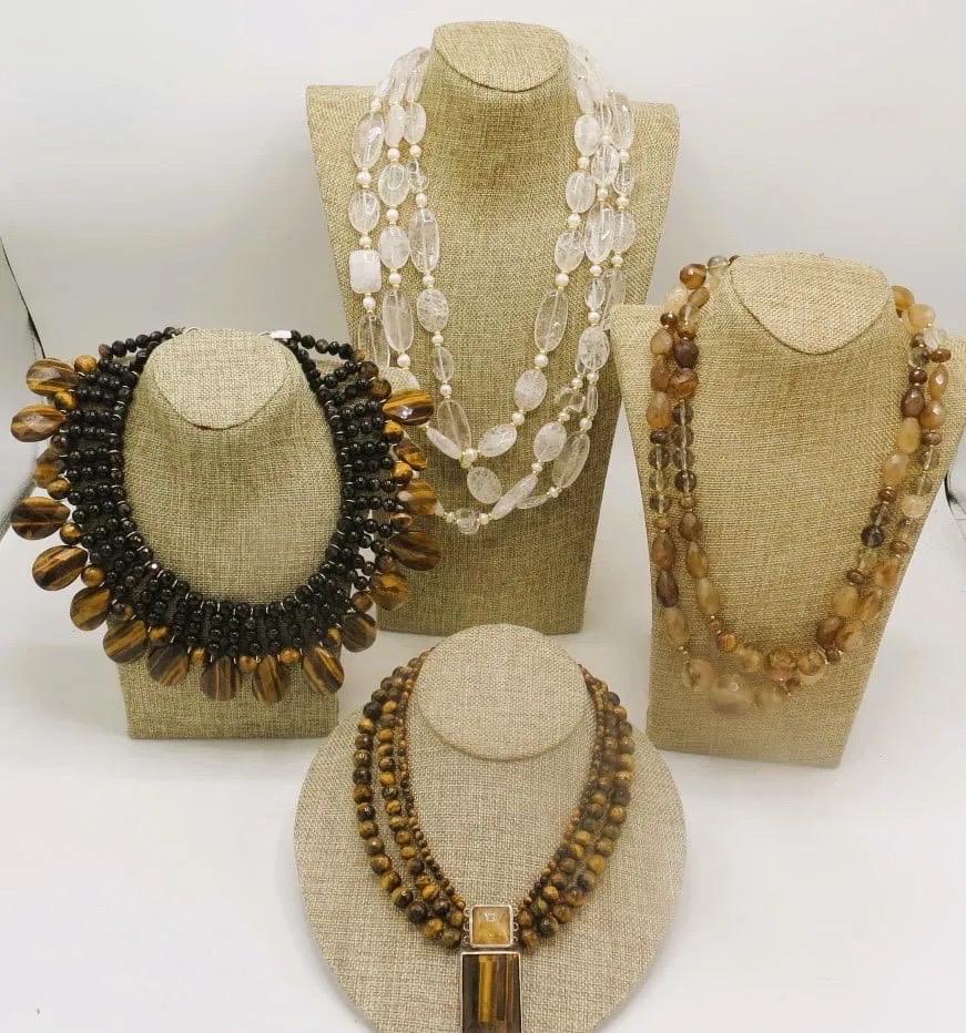 Collares Cuatro Piedras Reales de Monica Erre Siglo XXI y contemporáneo en venta
