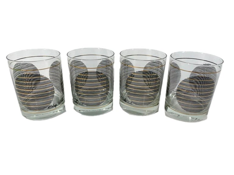 https://a.1stdibscdn.com/four-shelton-ware-double-rocks-glasses-w-black-and-gold-lines-making-circles-for-sale-picture-5/f_13752/f_271592121643643873419/SheltonBlackLineCircle4x2Rocks5_Edit_master.jpg?width=768
