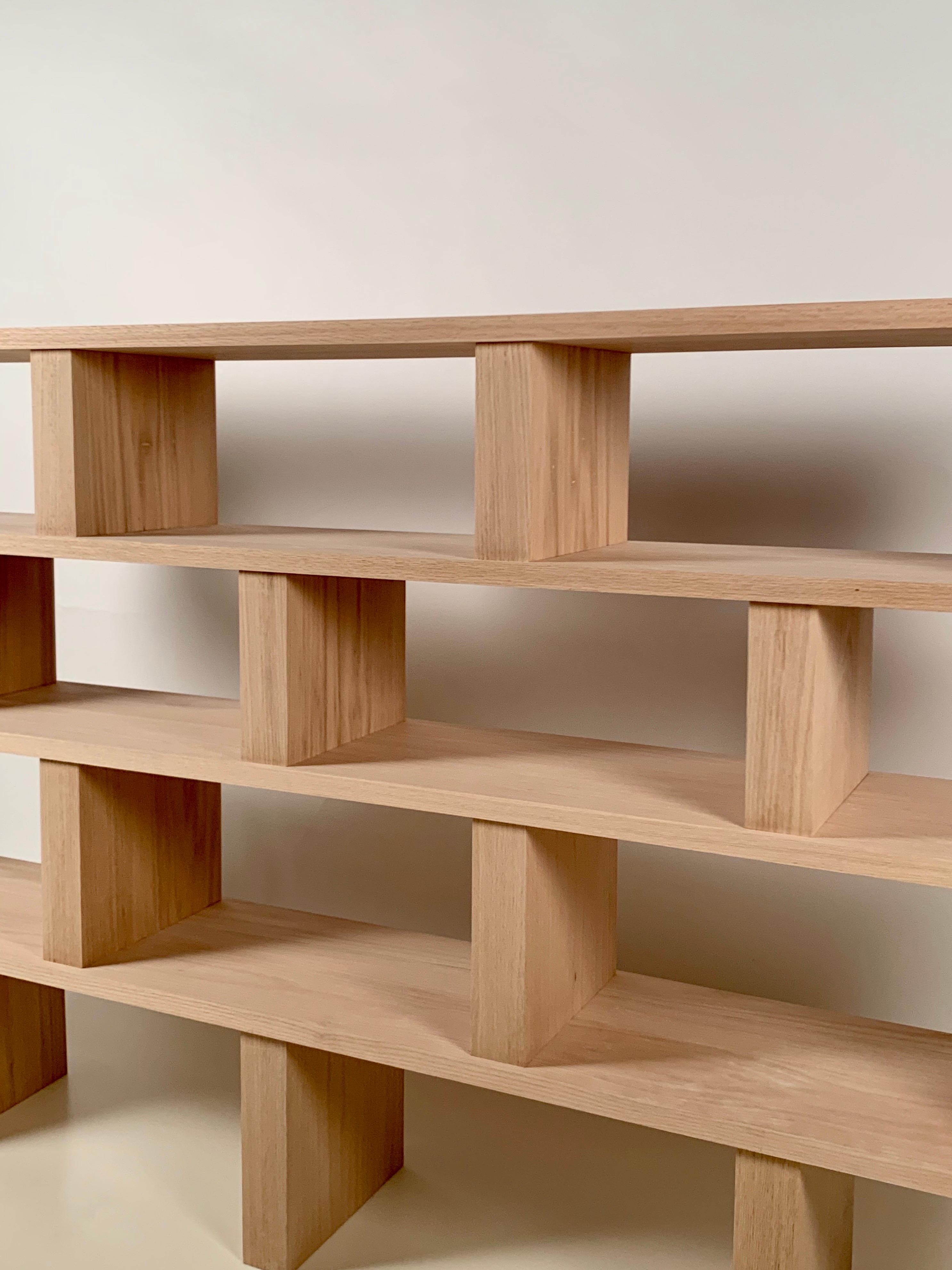 Modern Four Shelves 'Verticale' Polished Oak Shelving Unit For Sale