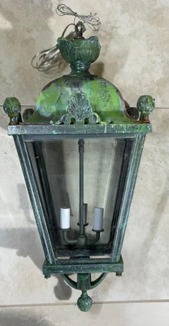 Vierseitige Hängelaterne aus Messing und Bronze