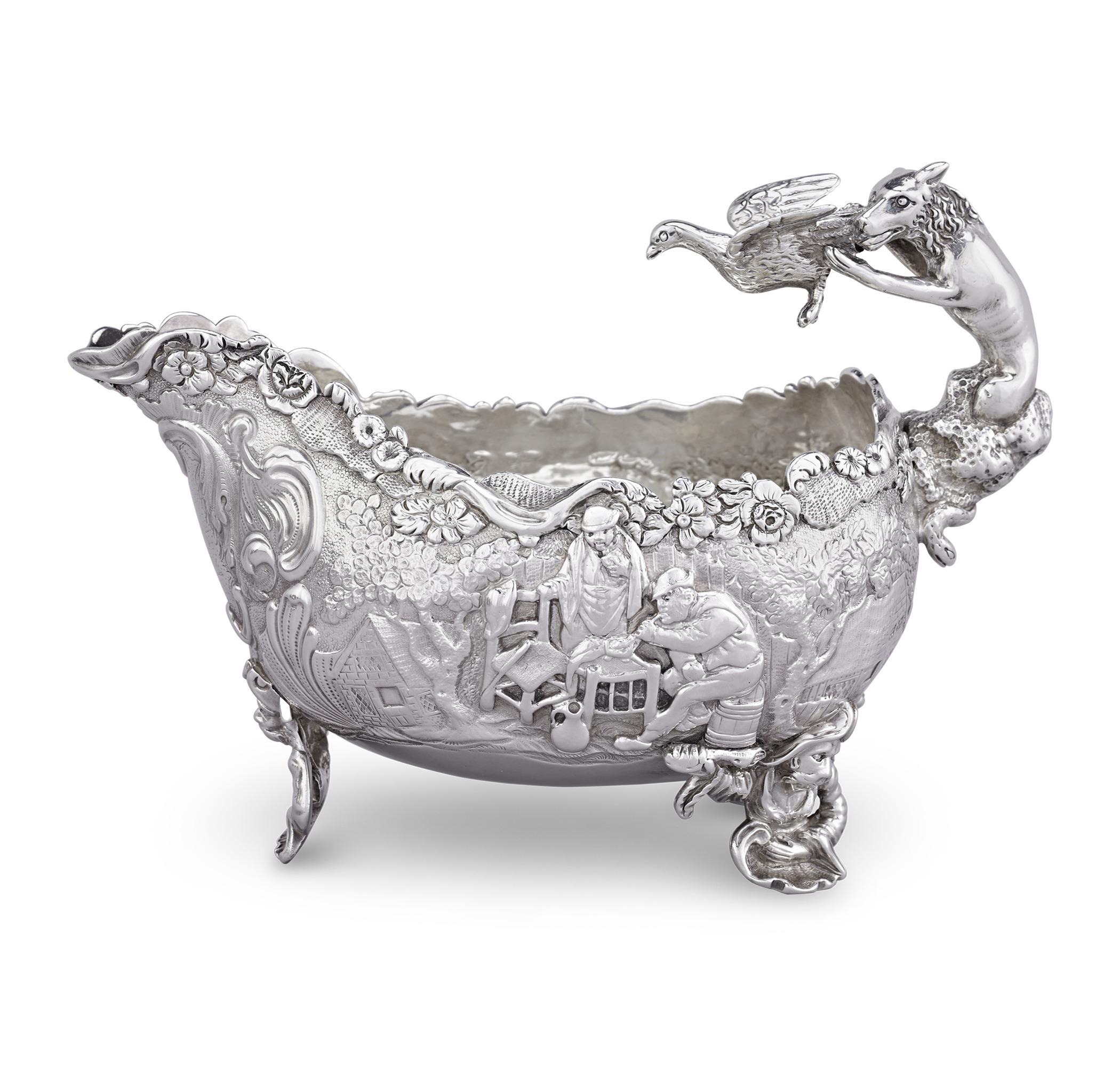 Sauceboats, Set of 4
Edward Farrell
Hallmarked London, 1821

These sauceboats are a fine example of Edward Farrell's craftsmanship, reflecting his distinctive style and attention to detail. Drawing inspiration from 17th-century Dutch interiors,