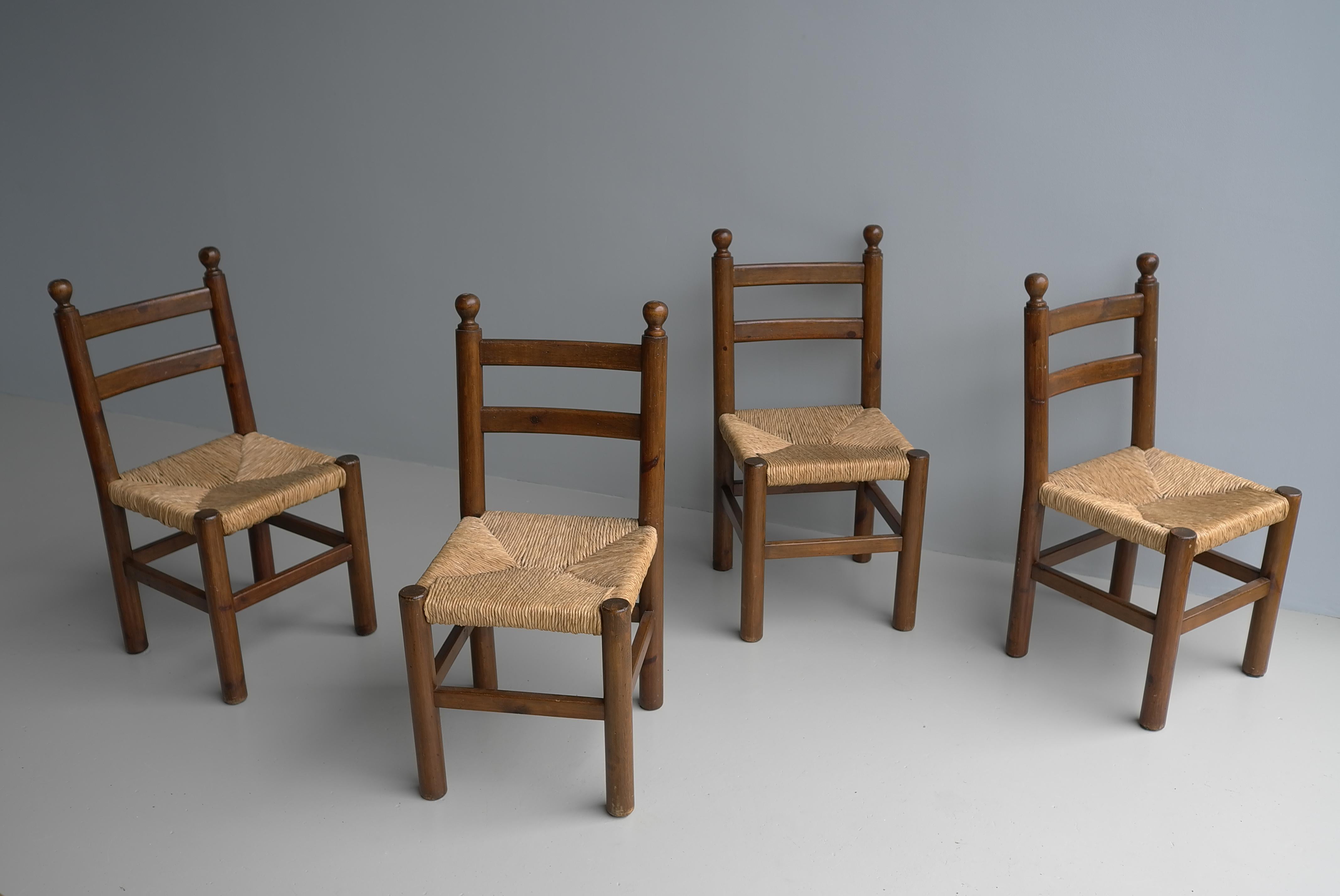 Four Solid Pine dining room chairs wit Rush seats in Style of Charles Dudouyt For Sale 7