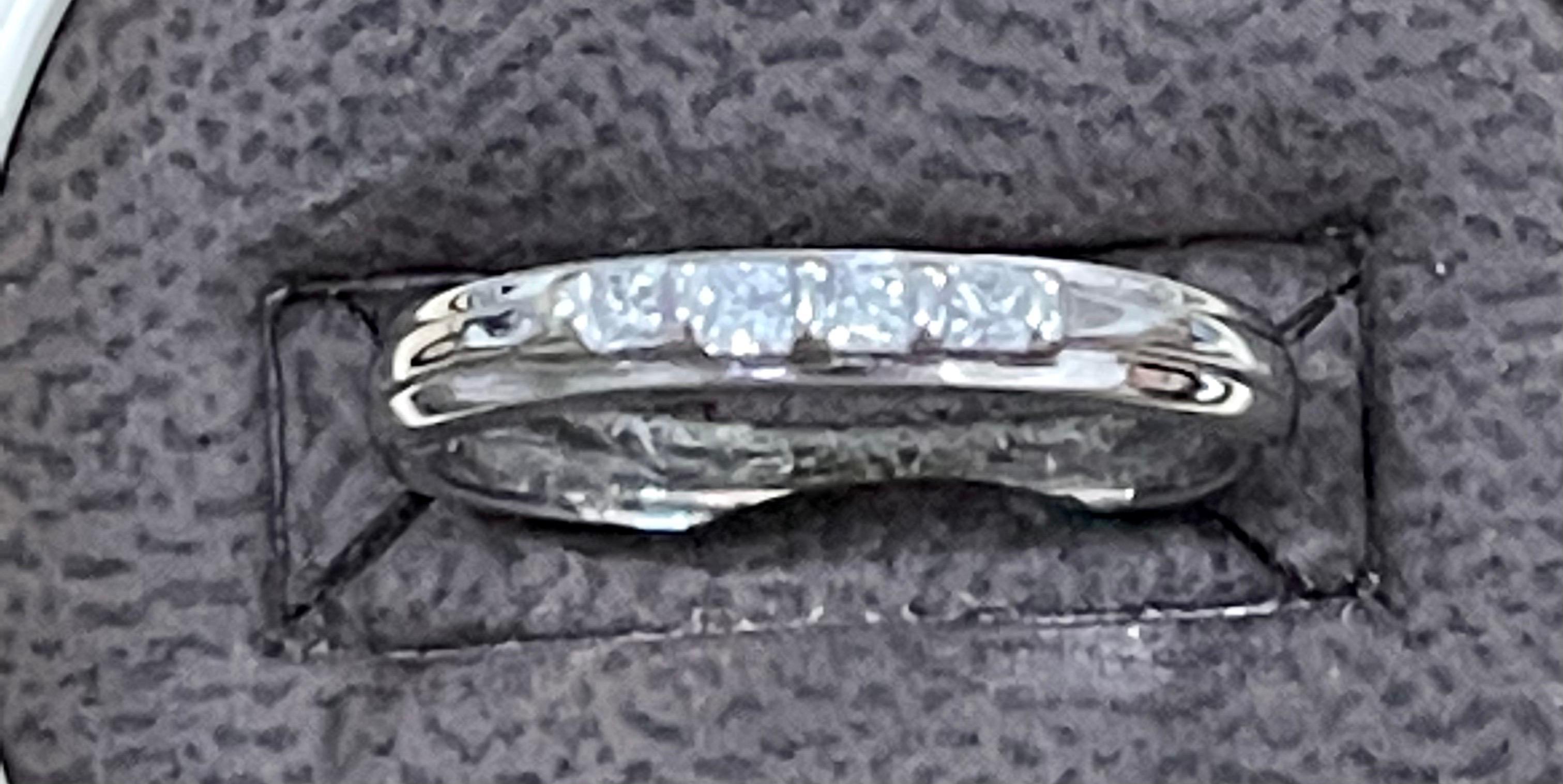 Women's Four Stone Diamond 0.12 Carat Traditional Ring/Band 14 Karat White Gold For Sale