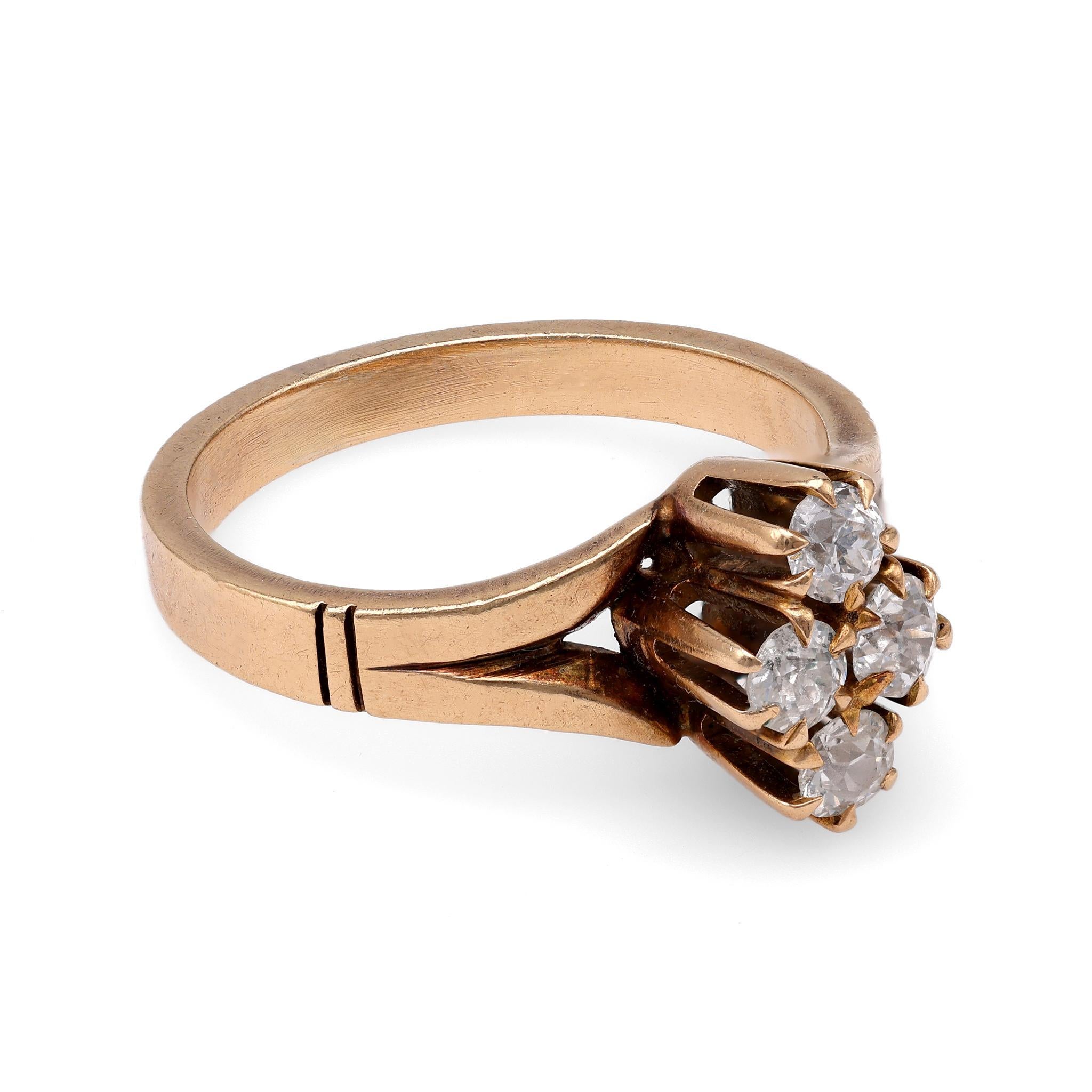 Diamantring mit vier Steinen im Zustand „Hervorragend“ in Beverly Hills, CA