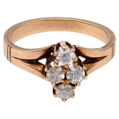 Anello con quattro pietre di diamante