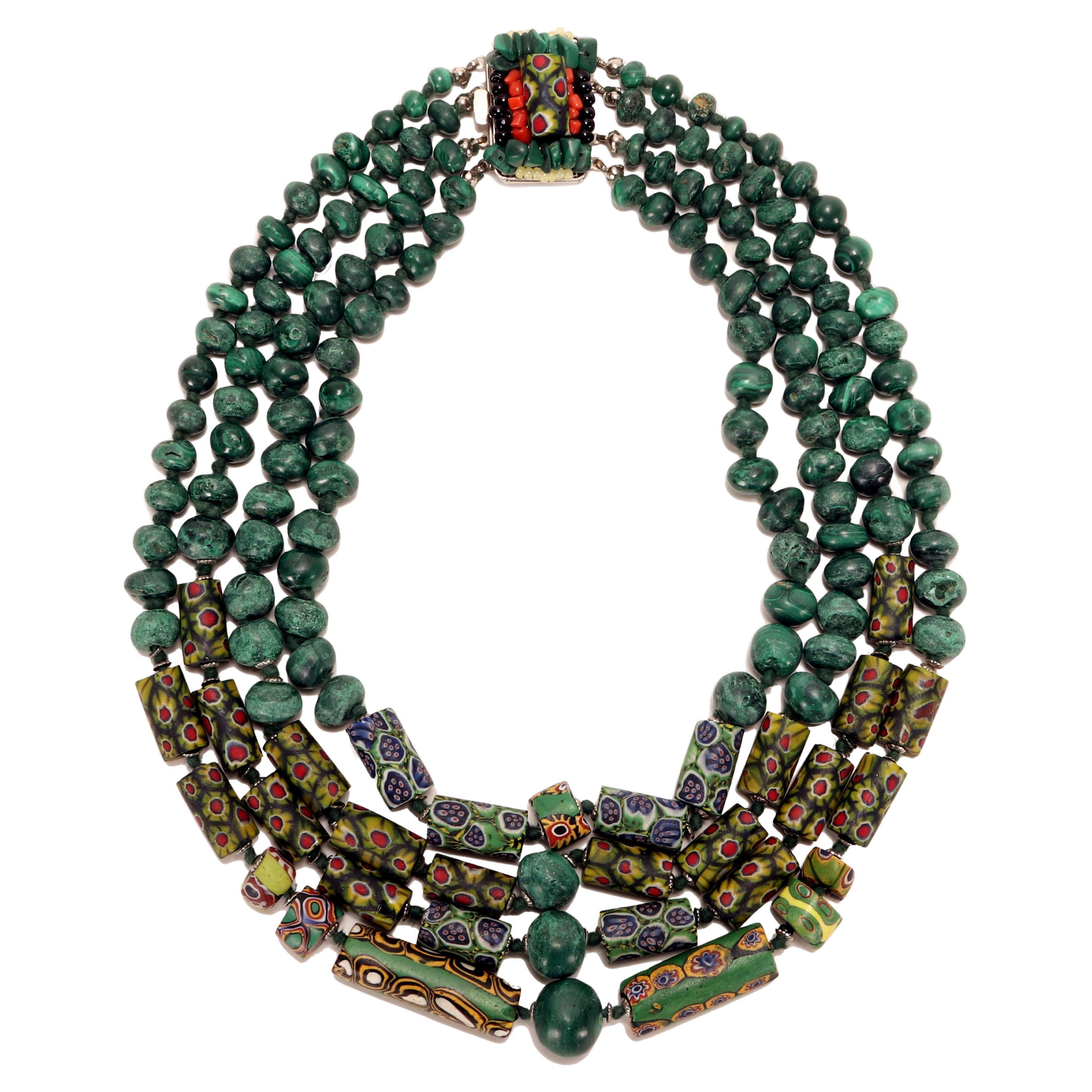 Four-strand malachite necklace with Venetian millefiori beads. Italy, 1960. en vente