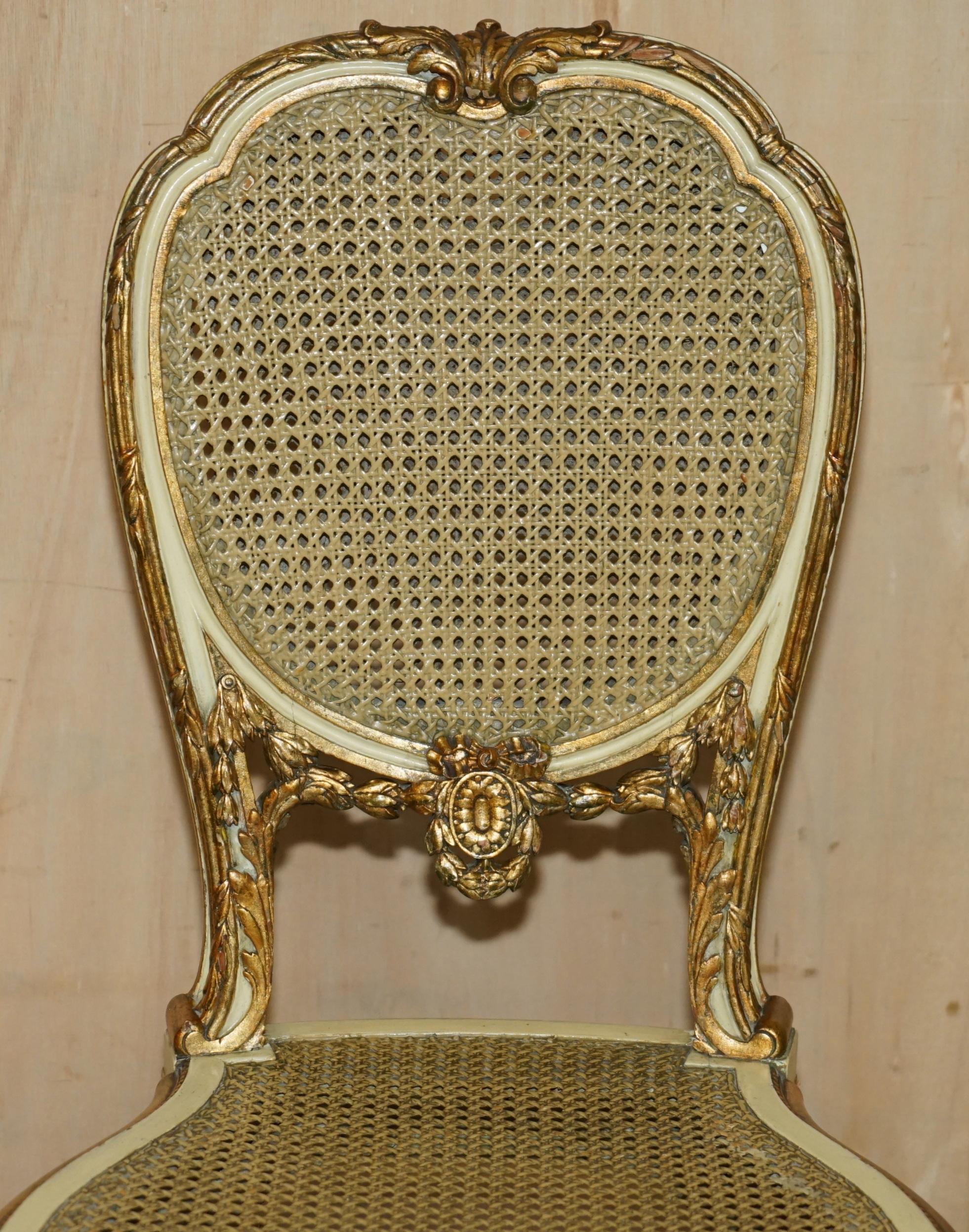 VIER AUSSERGEWÖHNLICHE LOUIS XVI. FRANZÖSISCH GILTWOOD DOPPELKÖNIGLICHE BERGERE SIiDE STÜHLE (Europäisch) im Angebot