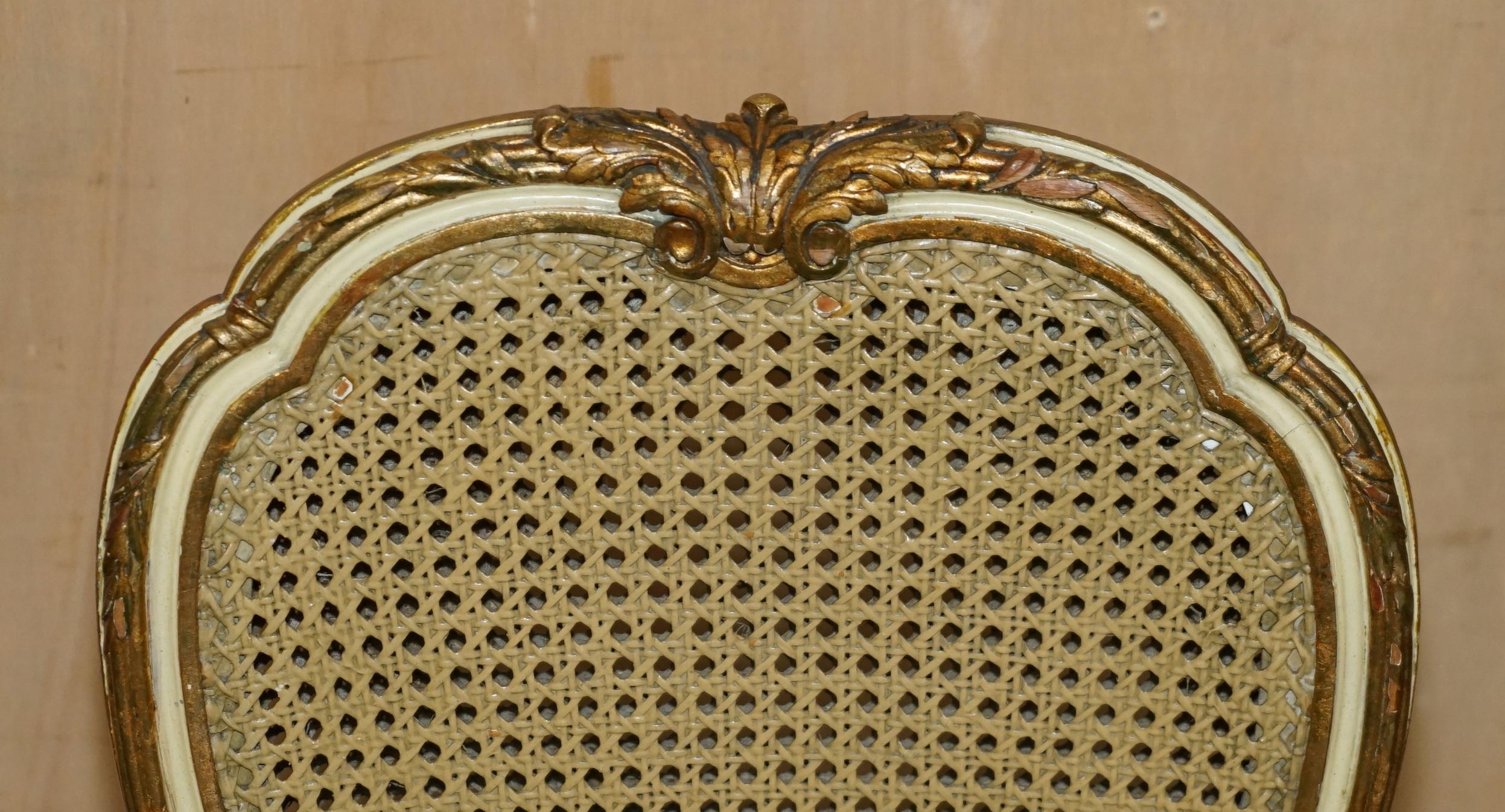 VIER AUSSERGEWÖHNLICHE LOUIS XVI. FRANZÖSISCH GILTWOOD DOPPELKÖNIGLICHE BERGERE SIiDE STÜHLE im Zustand „Gut“ im Angebot in West Sussex, Pulborough