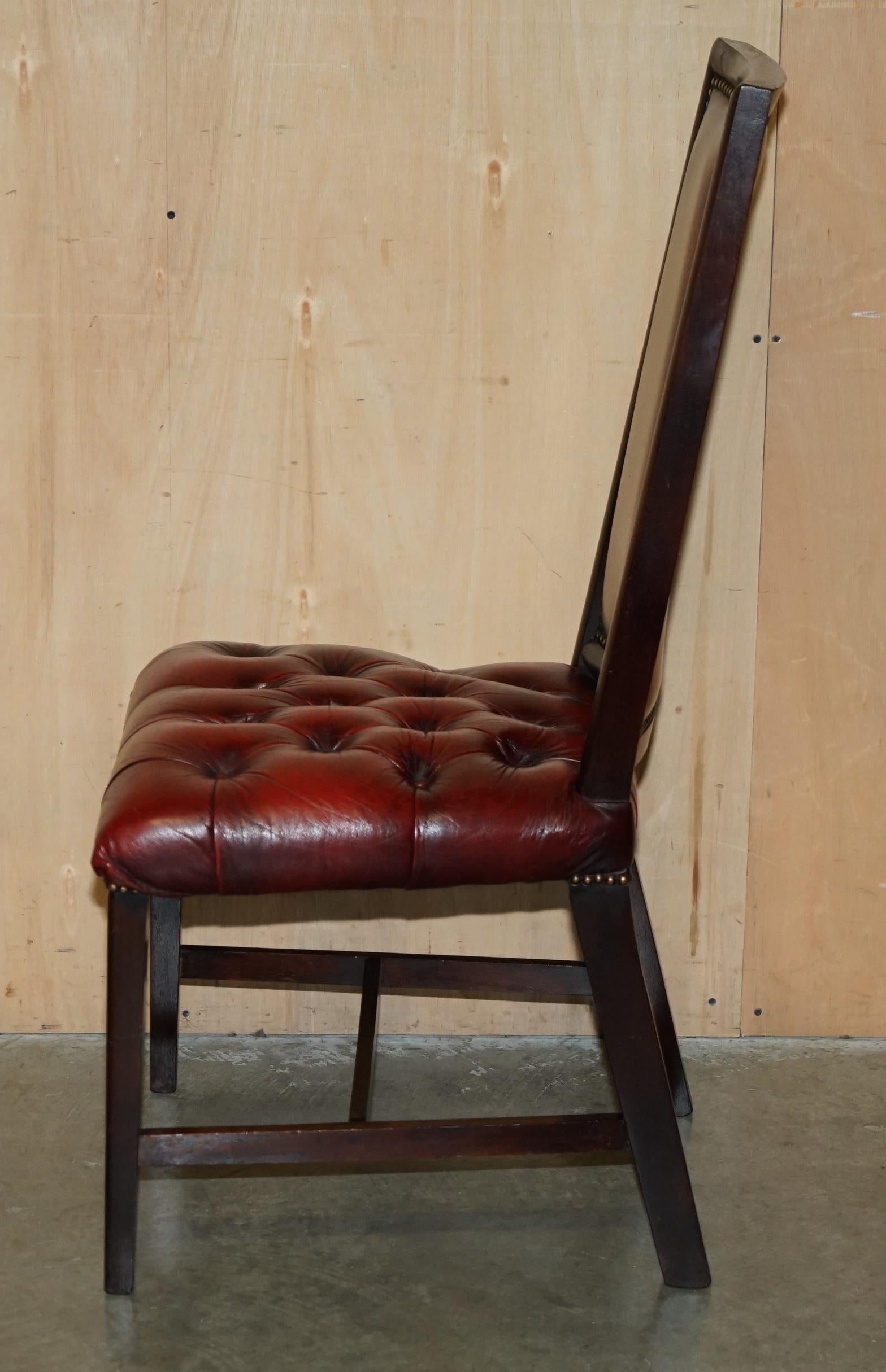 FOUR STUNNING VINTAGE OXBLOOD LEATHER HiGH BACK CHESTERFIELD DINING CHAIRS For Sale 7
