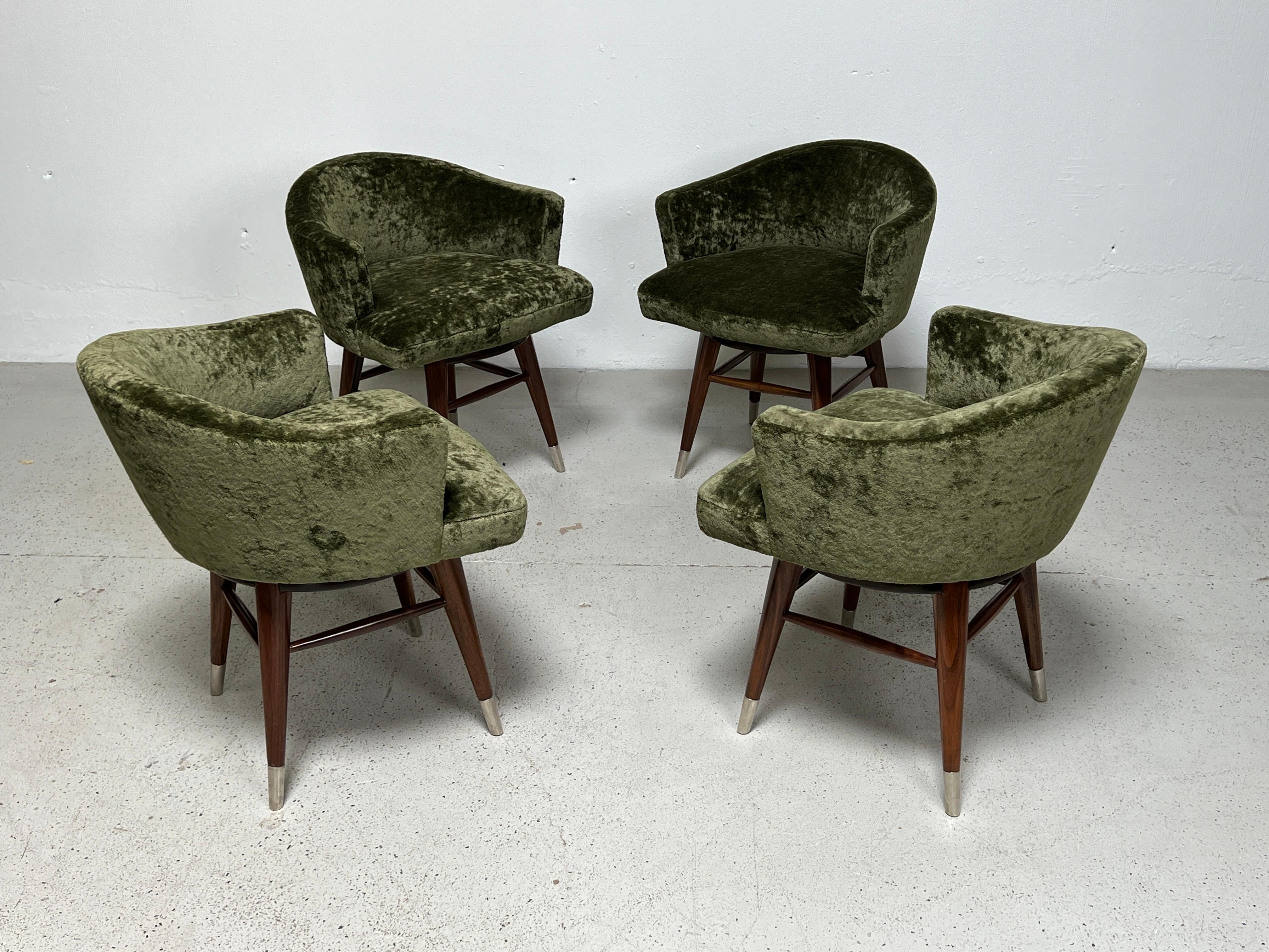 Four Swivel Stools / Chairs by Edward Wormley for Dunbar In Good Condition For Sale In Dallas, TX