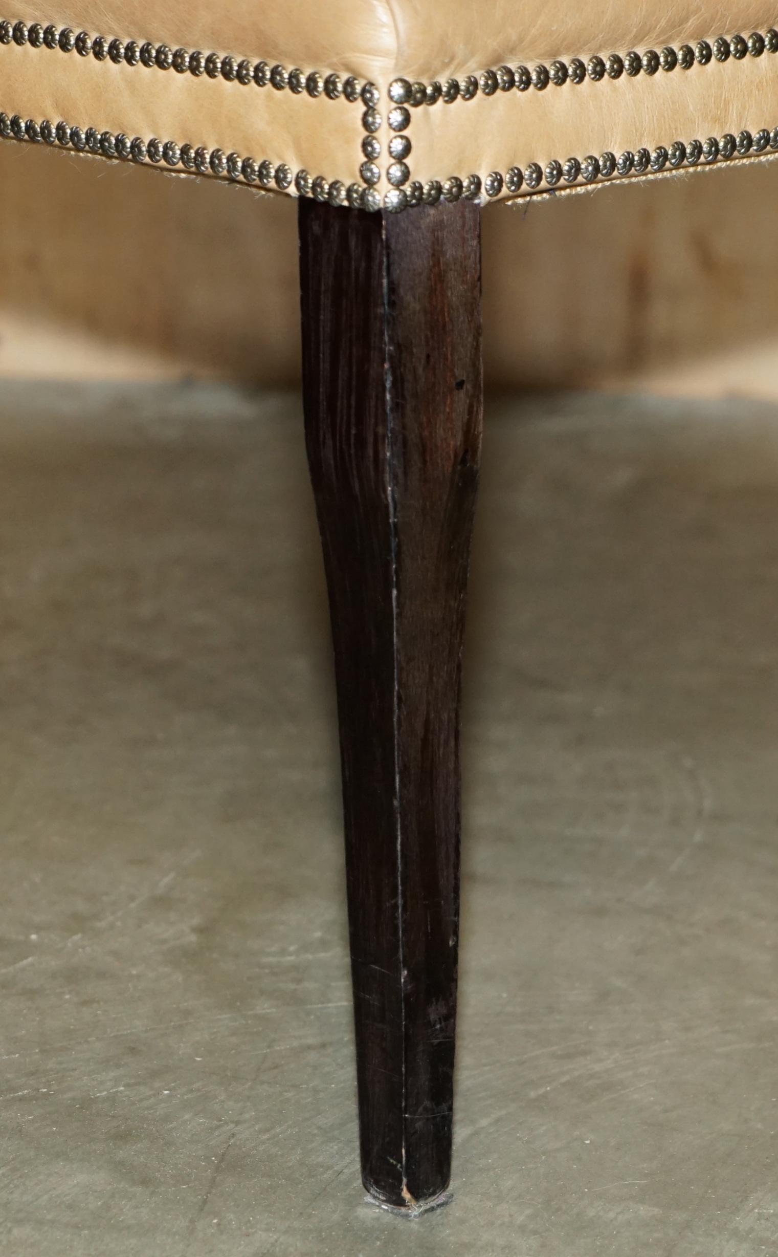 VIER BRAUNES LEINER FLORALES STUDIERENDE REGENCY CHESTERFIELD DINING STUHLSESSEL im Angebot 2