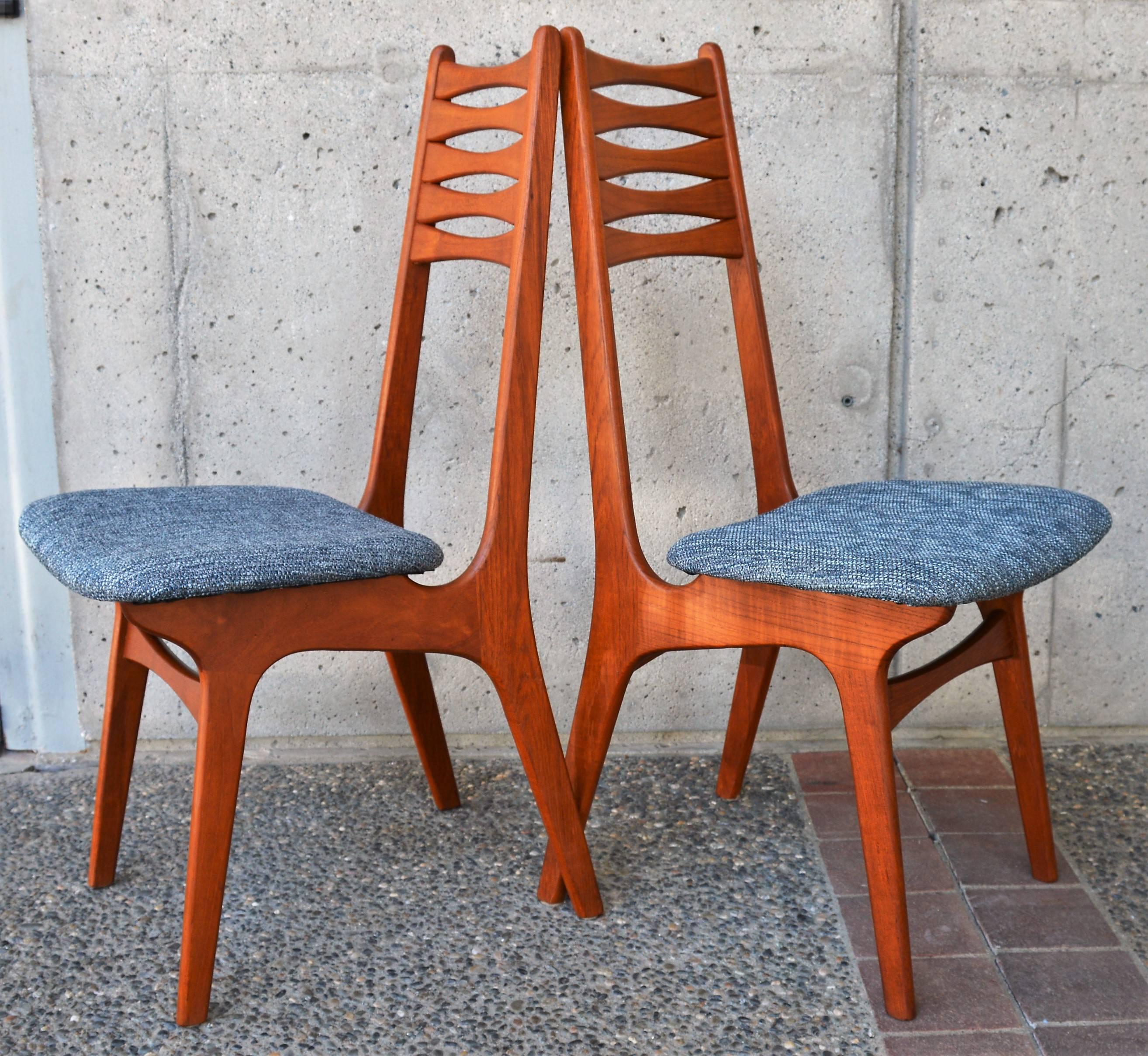 Four Teak Tall Bow-Tie Ladder Back Dining Chairs Attributed to Kai Kristiansen 3