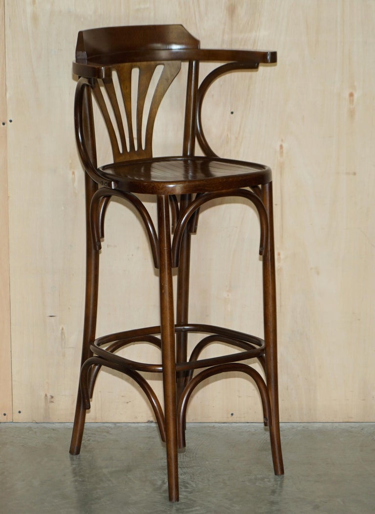 Four Style Bentwood Tall Kitchen Bar Stools with Elegant Frames 4 For Sale at 1stDibs