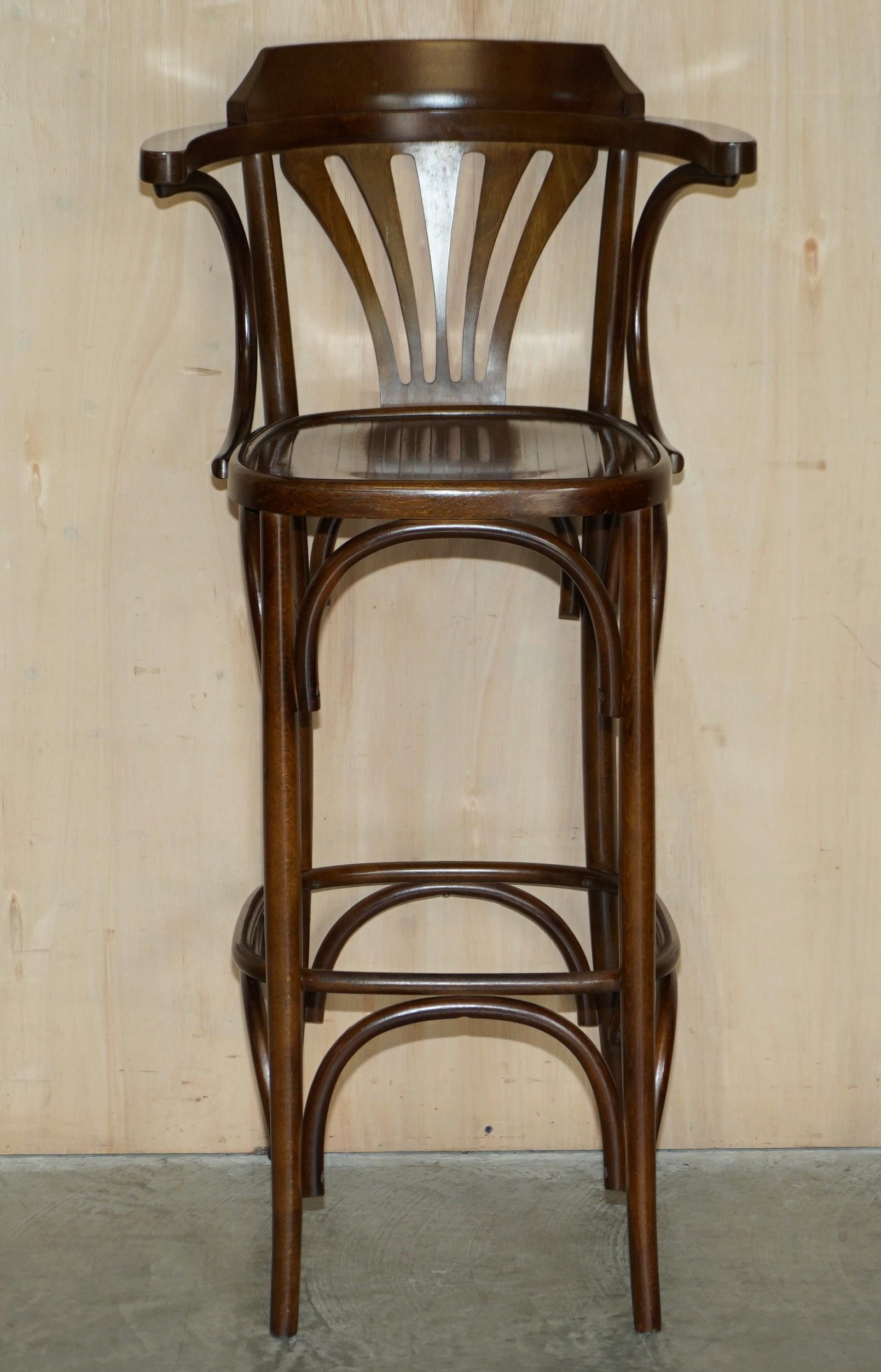Four Thonet Style Bentwood Tall Kitchen Bar Stools with Elegant Frames 4 For Sale 9