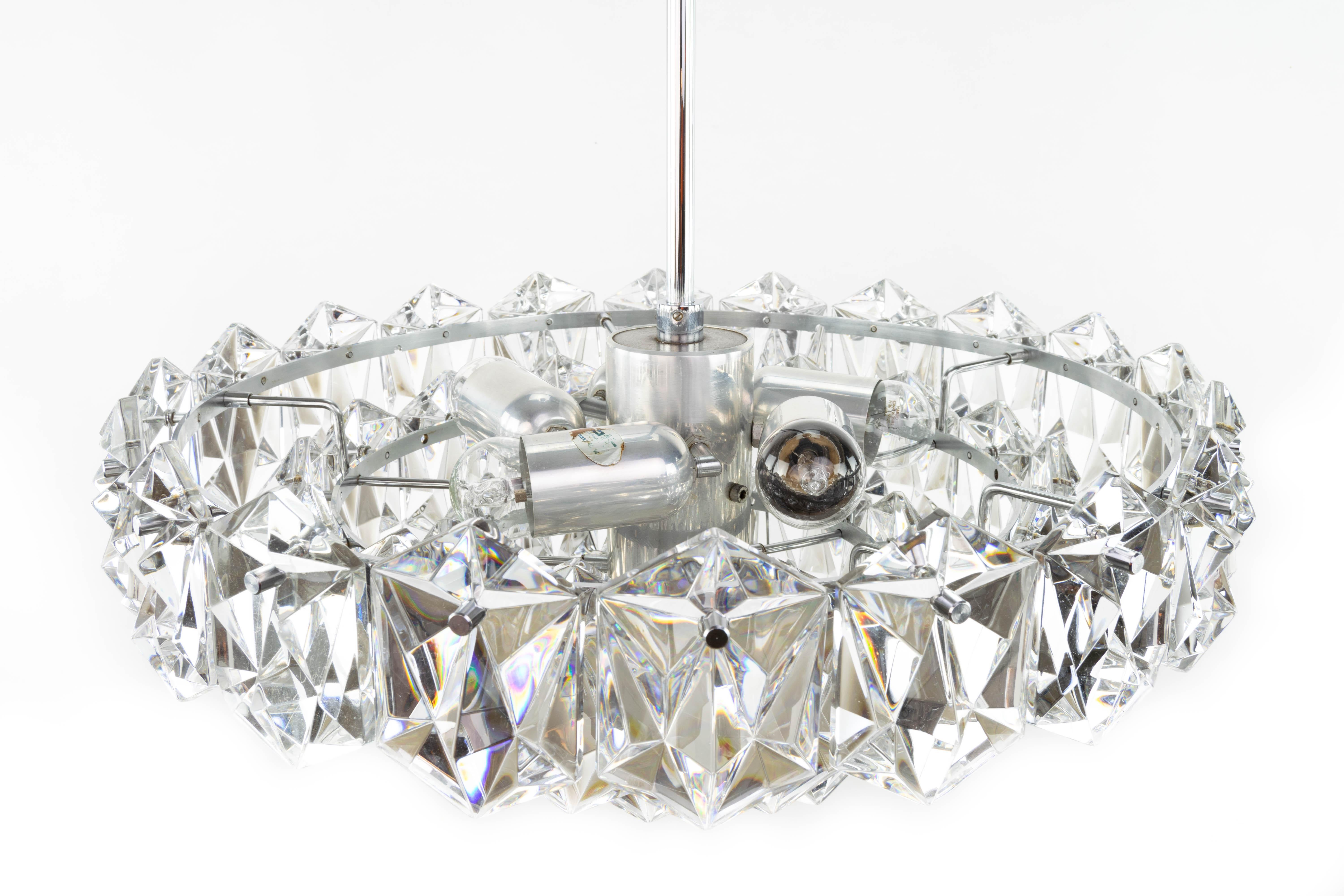 Four-Tier Crystal and Steel Chrome Chandelier by Kinkeldey, Germany, 1970 In Good Condition In Escalona, Toledo