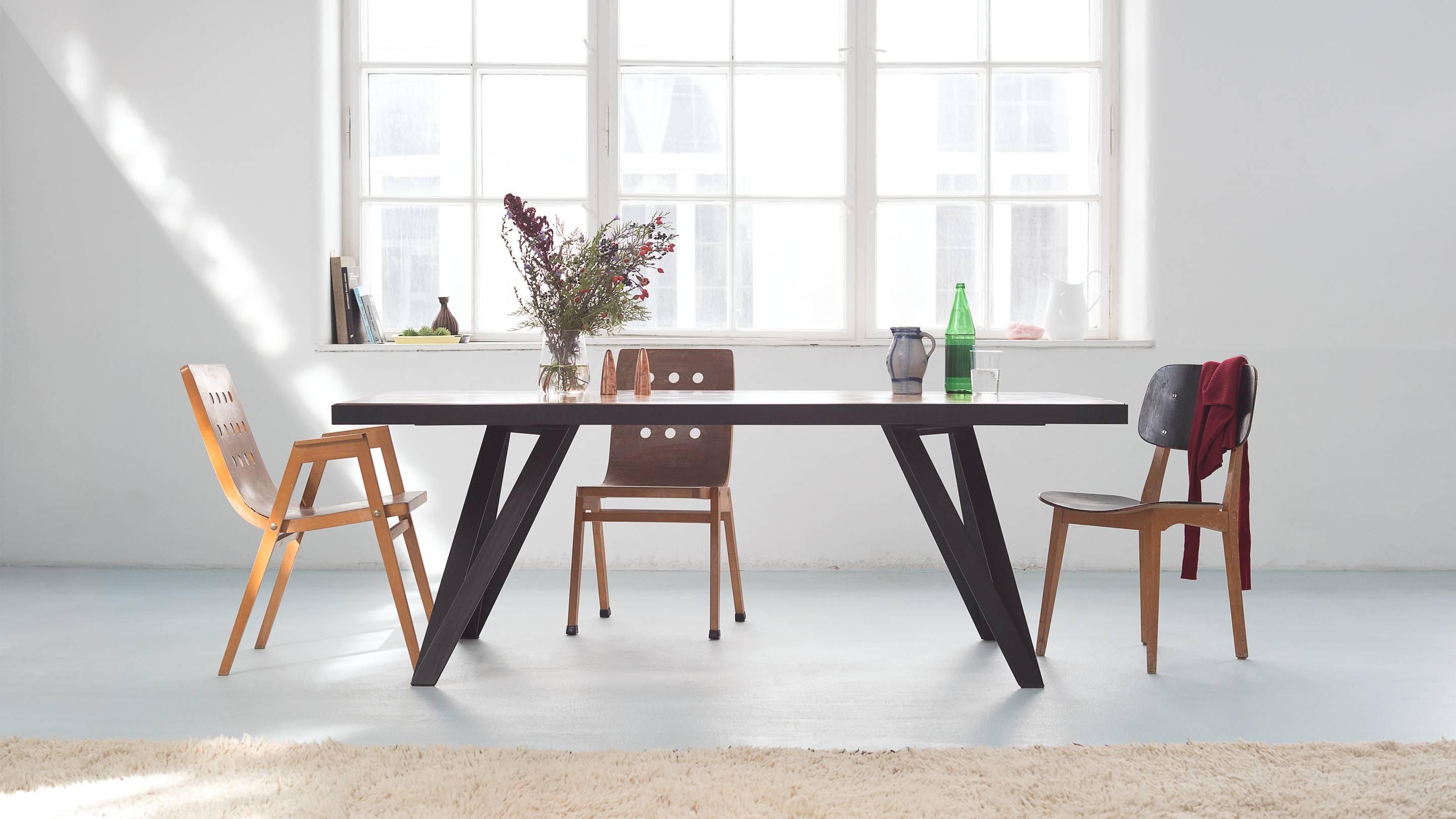 Four to the Floor, Limited Edition Table by Francois Gustin for Spolia In New Condition For Sale In Vienna, AT