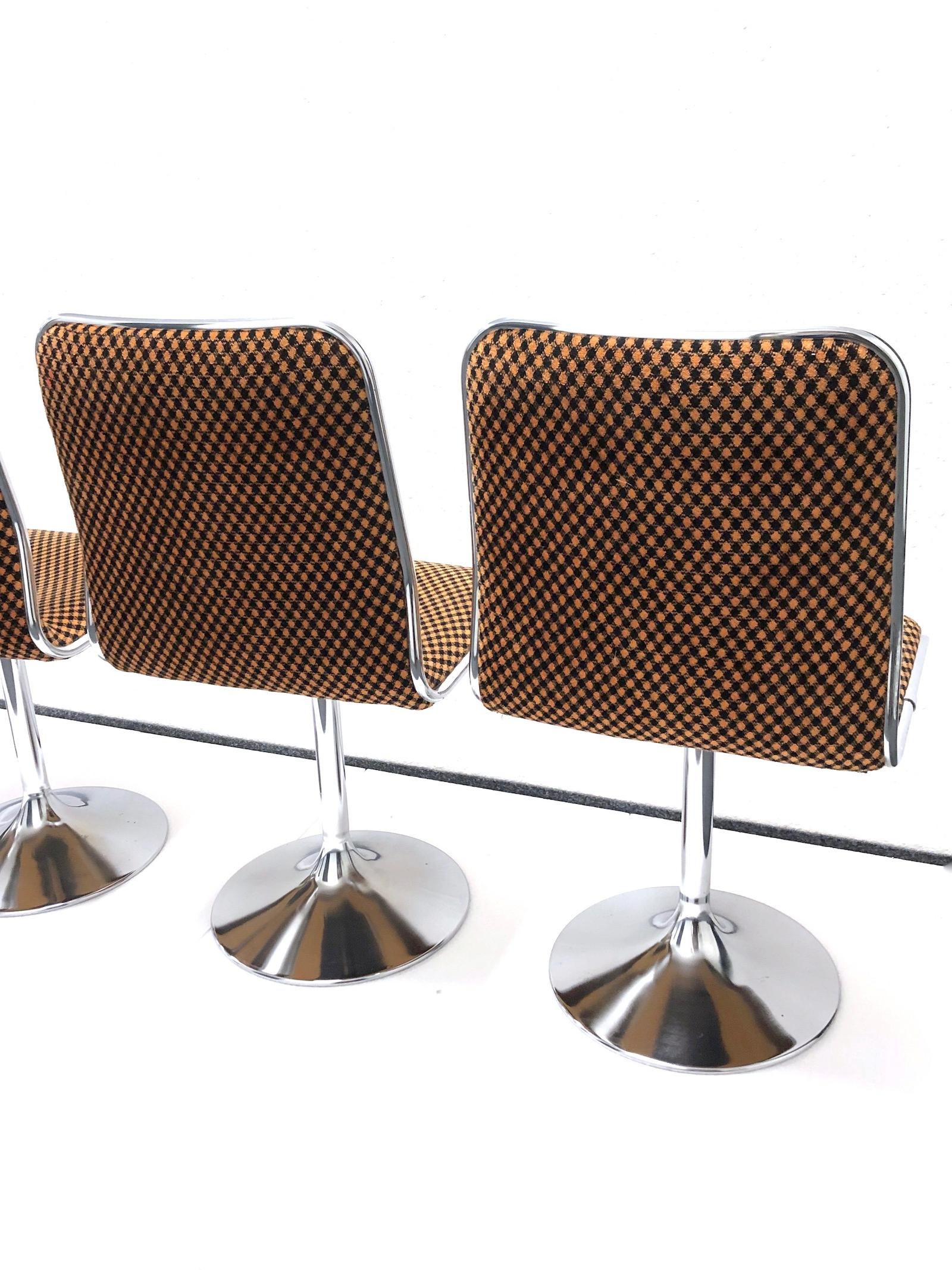 Four Tulip Chrome Base Dinning Chairs made by Tacke, Germany, 1970s 3