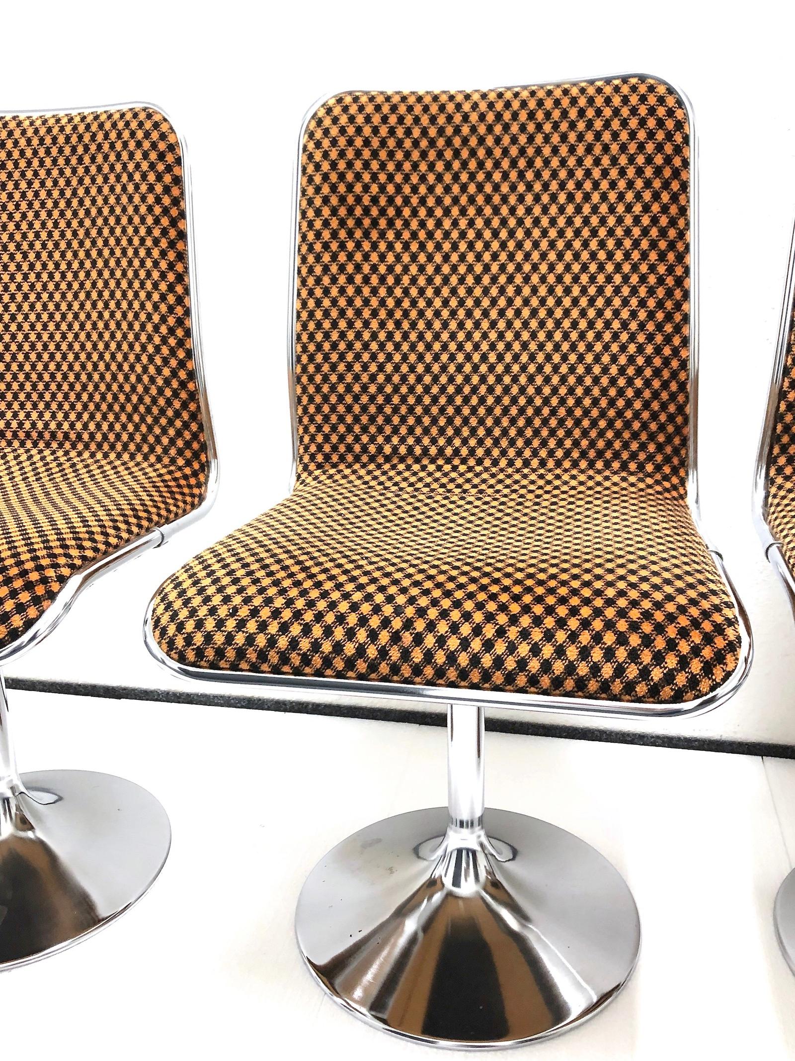 Mid-Century Modern Four Tulip Chrome Base Dinning Chairs made by Tacke, Germany, 1970s